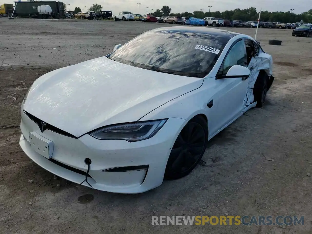 2 fotografías del automóvil dañado 5YJSA1E59NF471850 TESLA MODEL S 2022