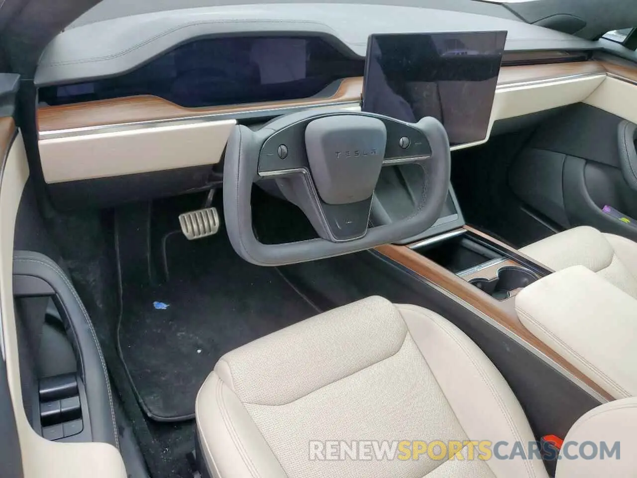 8 fotografías del automóvil dañado 5YJSA1E59NF474103 TESLA MODEL S 2022
