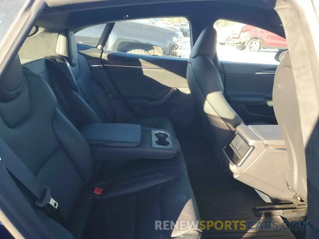10 fotografías del automóvil dañado 5YJSA1E59NF493119 TESLA MODEL S 2022