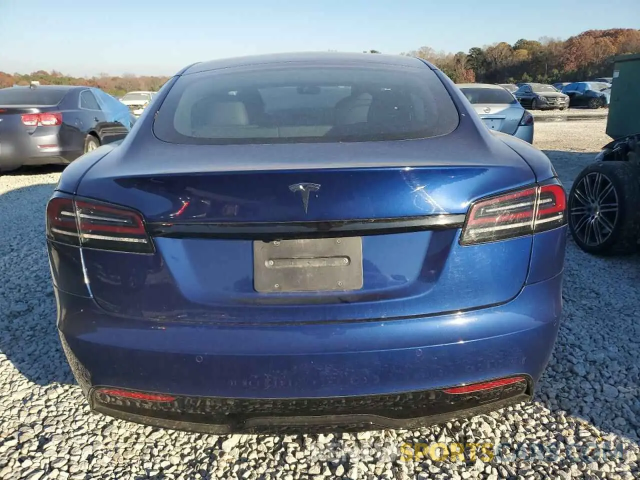 6 fotografías del automóvil dañado 5YJSA1E59NF493119 TESLA MODEL S 2022