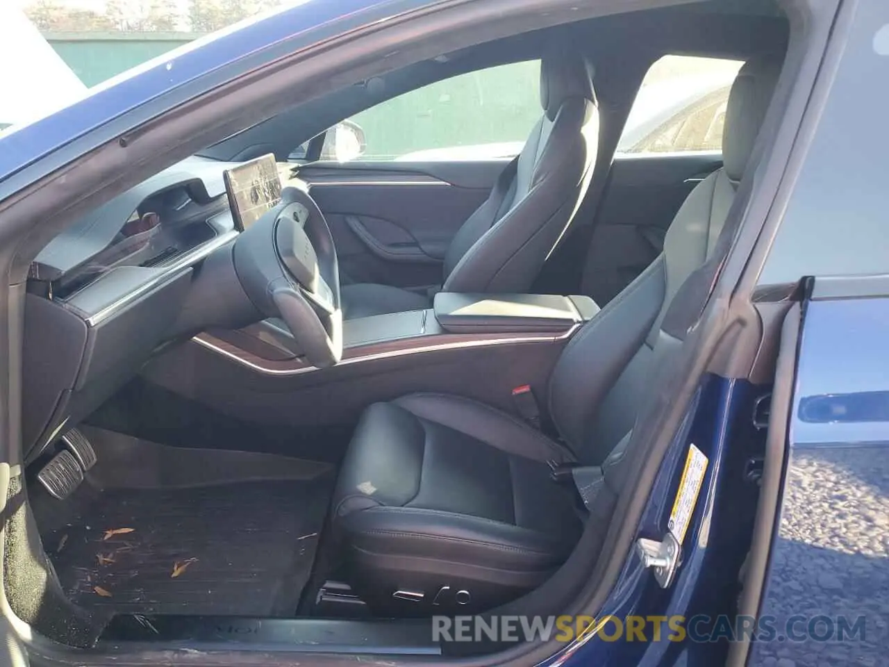 7 fotografías del automóvil dañado 5YJSA1E59NF493119 TESLA MODEL S 2022