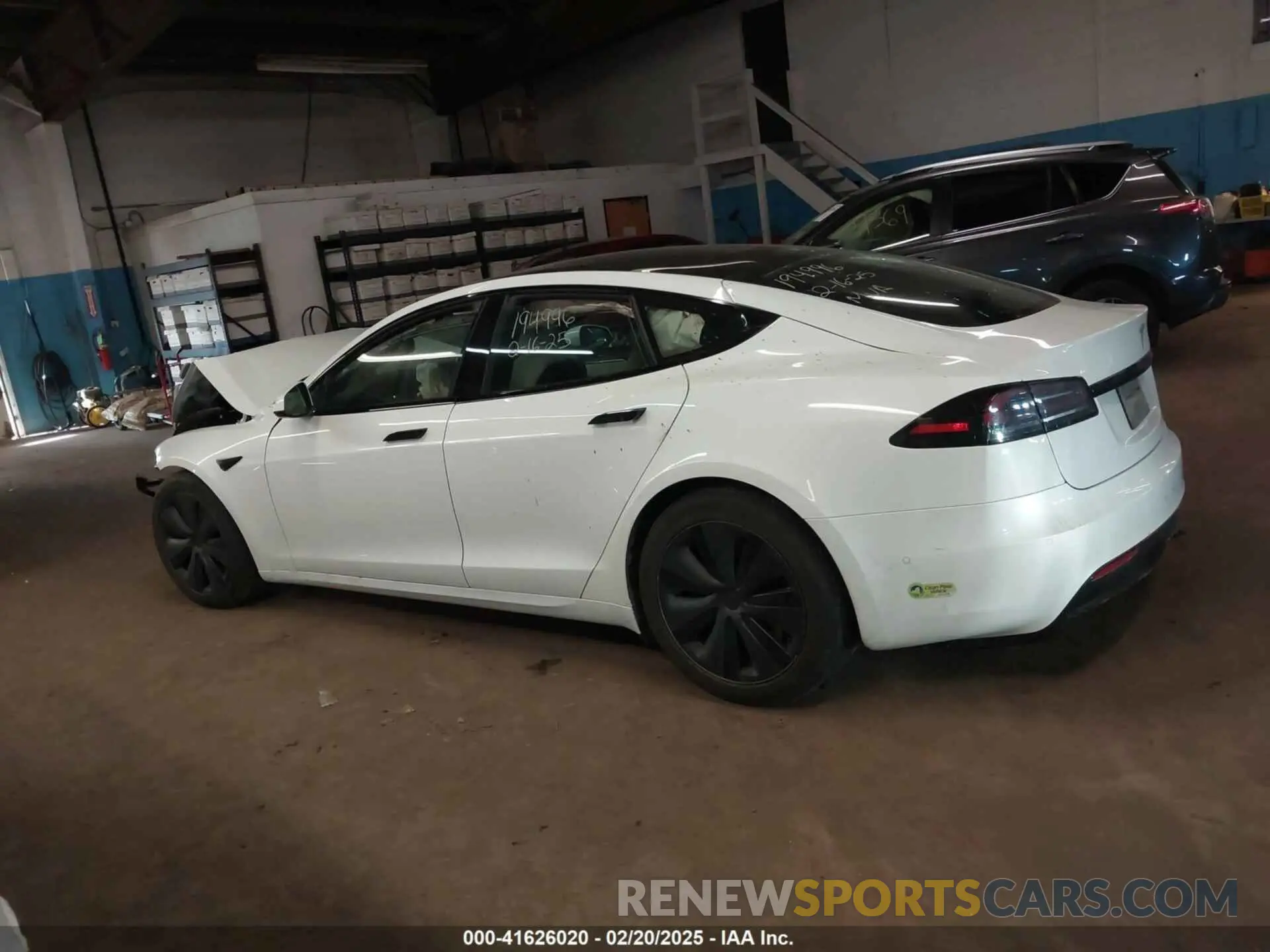 13 fotografías del automóvil dañado 5YJSA1E59NF493914 TESLA MODEL S 2022