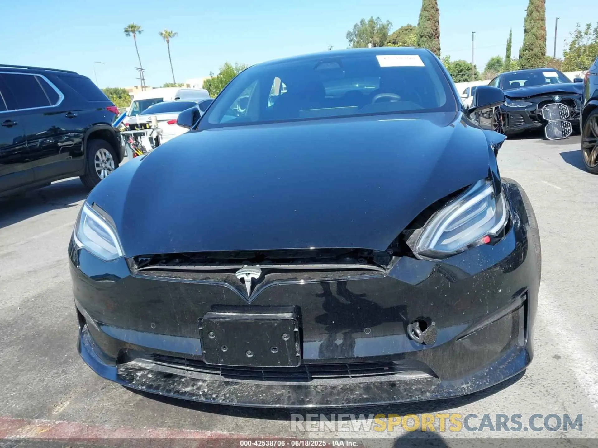 12 fotografías del automóvil dañado 5YJSA1E5XNF467435 TESLA MODEL S 2022