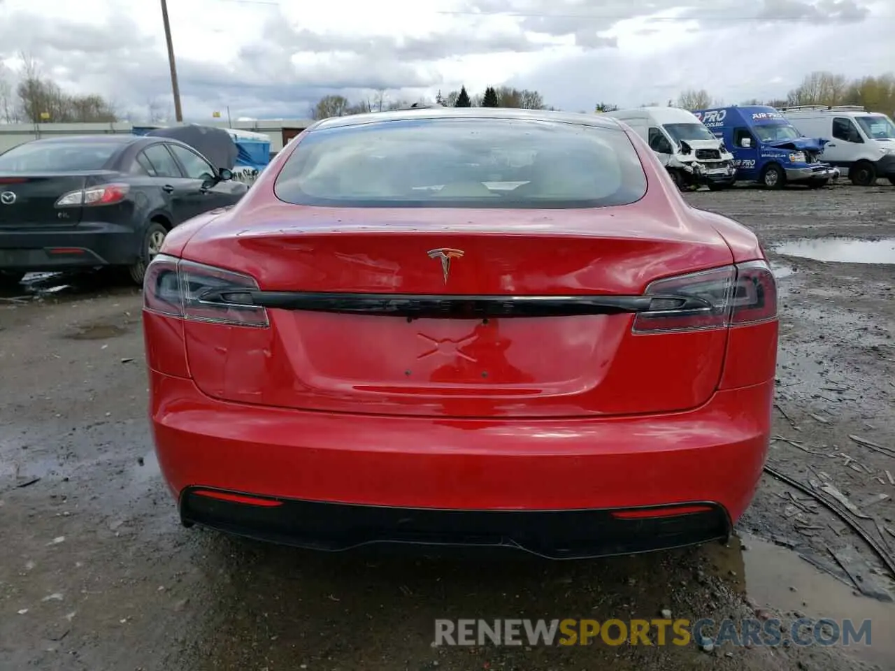 6 fotografías del automóvil dañado 5YJSA1E5XNF469508 TESLA MODEL S 2022