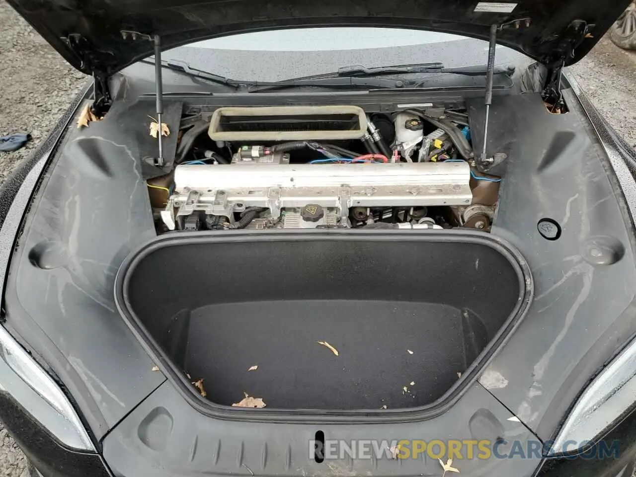 11 fotografías del automóvil dañado 5YJSA1E5XNF490116 TESLA MODEL S 2022