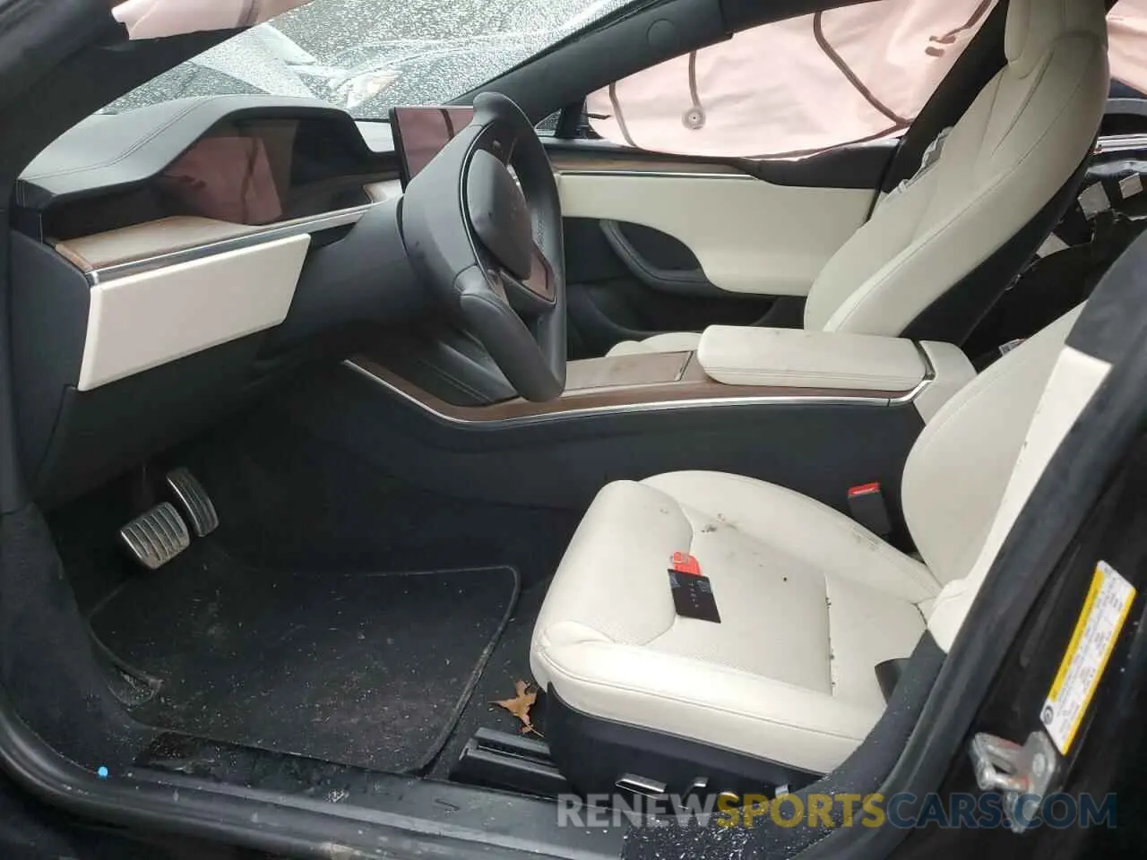 7 fotografías del automóvil dañado 5YJSA1E5XNF490116 TESLA MODEL S 2022