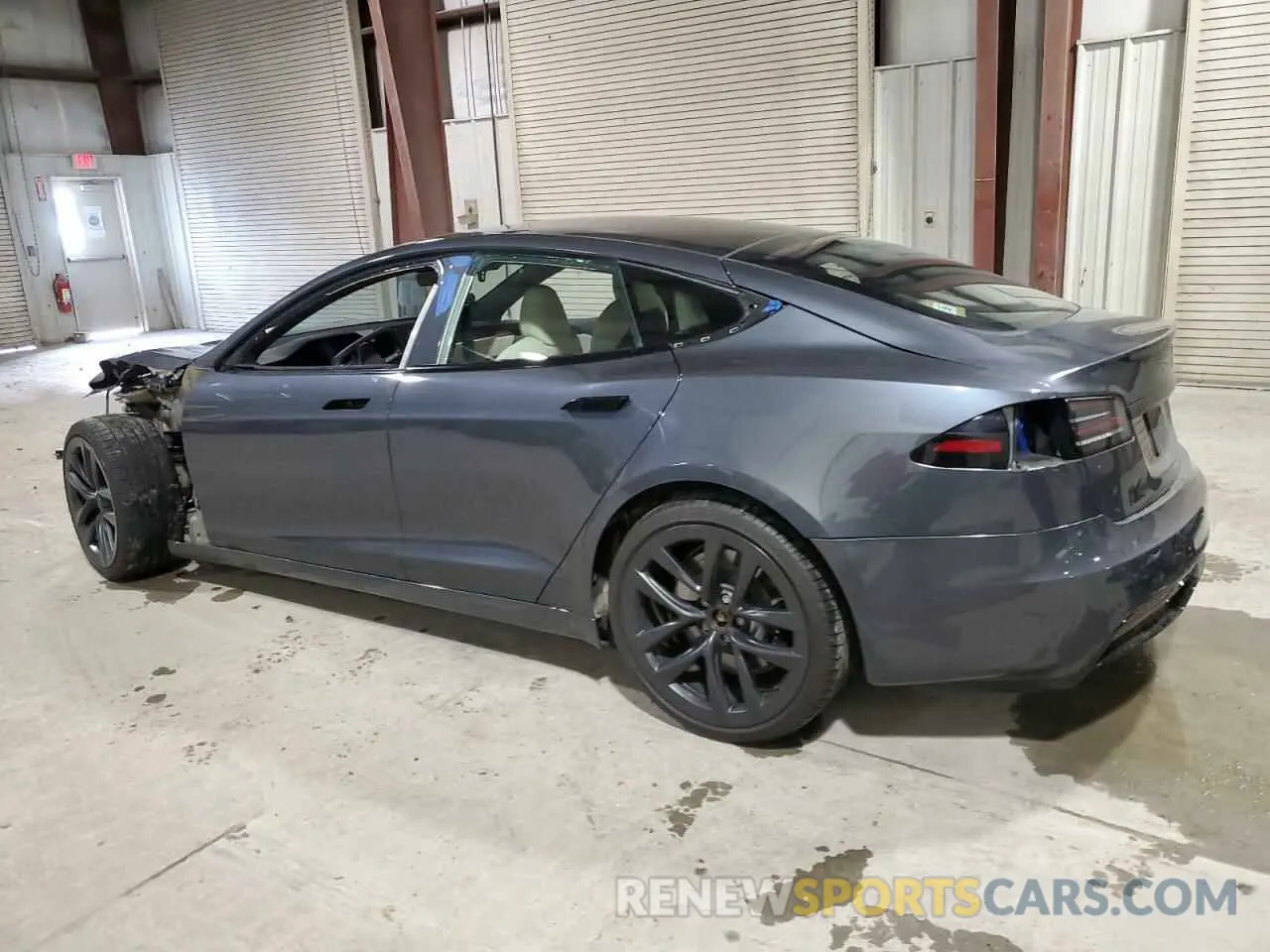 2 fotografías del automóvil dañado 5YJSA1E5XNF491752 TESLA MODEL S 2022