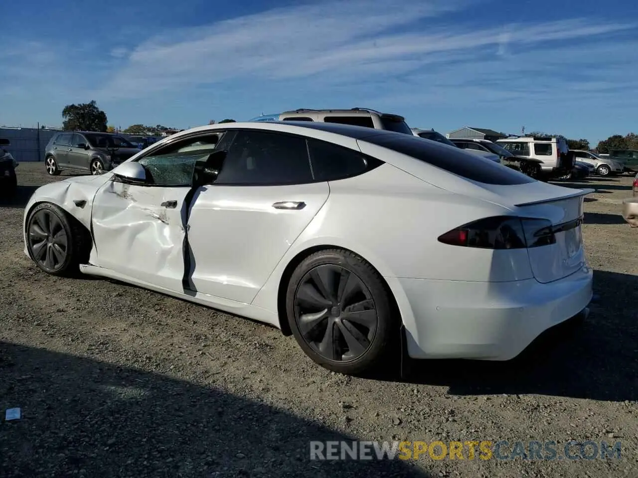 2 fotografías del automóvil dañado 5YJSA1E60NF461801 TESLA MODEL S 2022