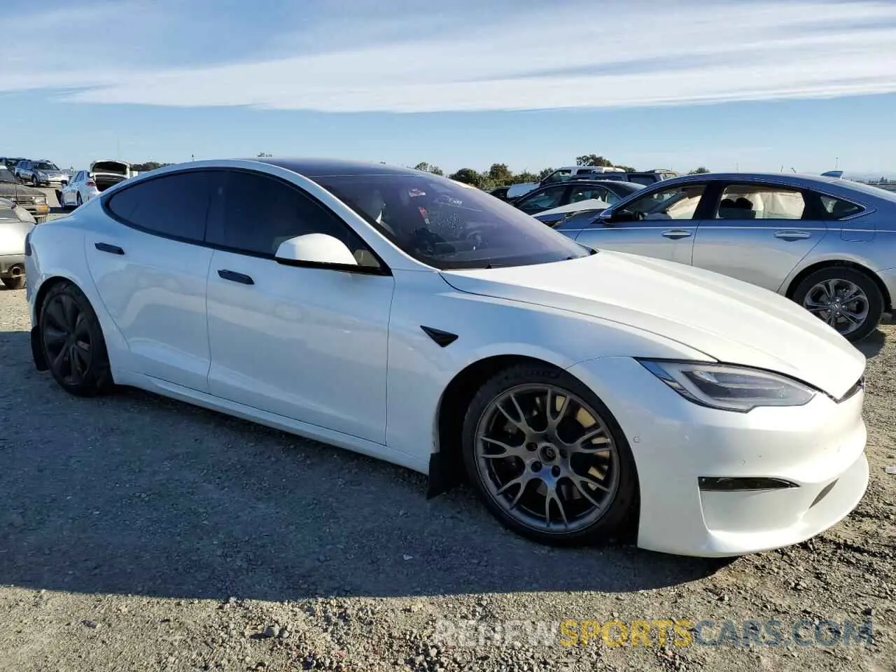 4 fotografías del automóvil dañado 5YJSA1E60NF461801 TESLA MODEL S 2022