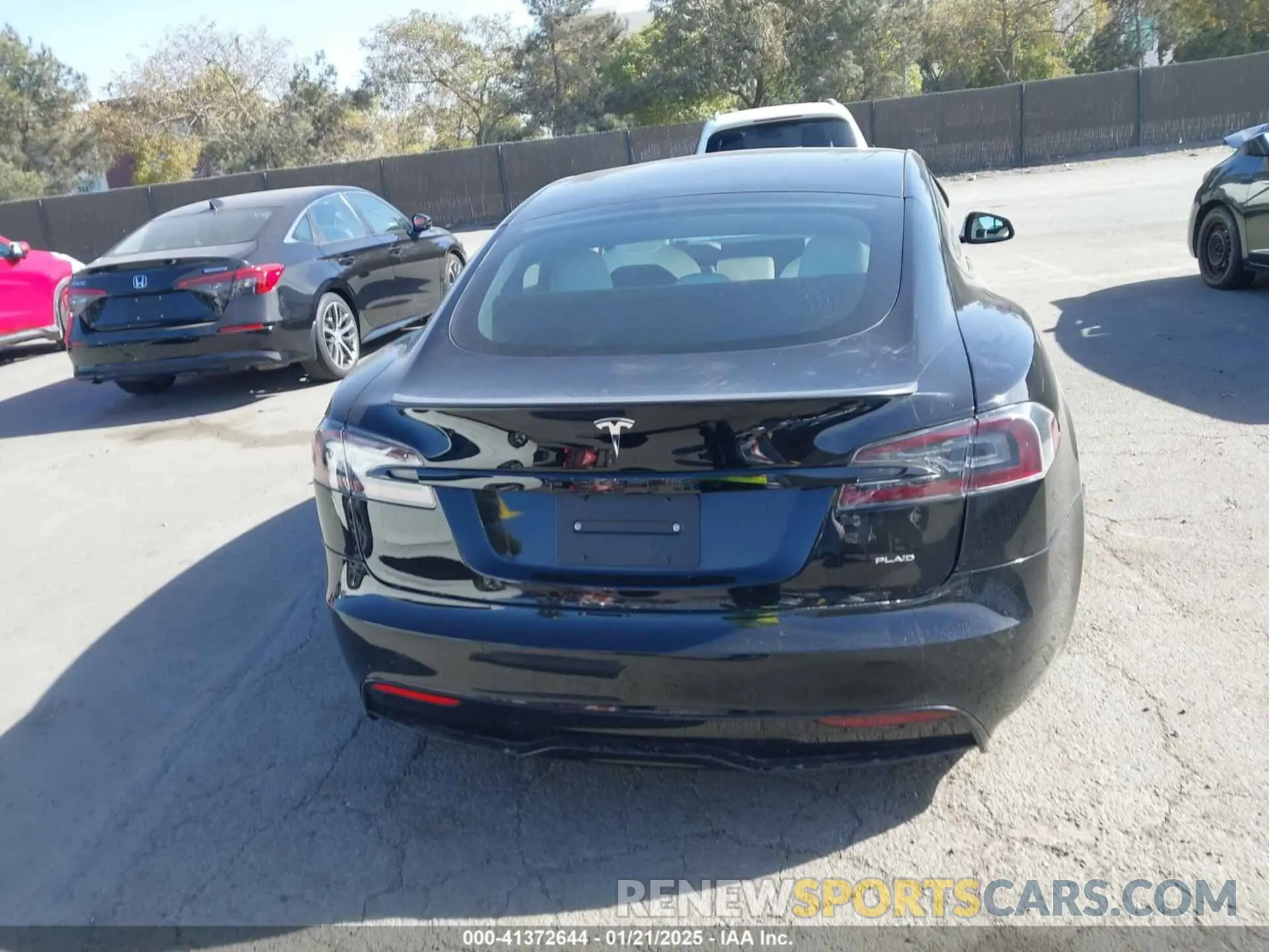 16 fotografías del automóvil dañado 5YJSA1E62NF460634 TESLA MODEL S 2022
