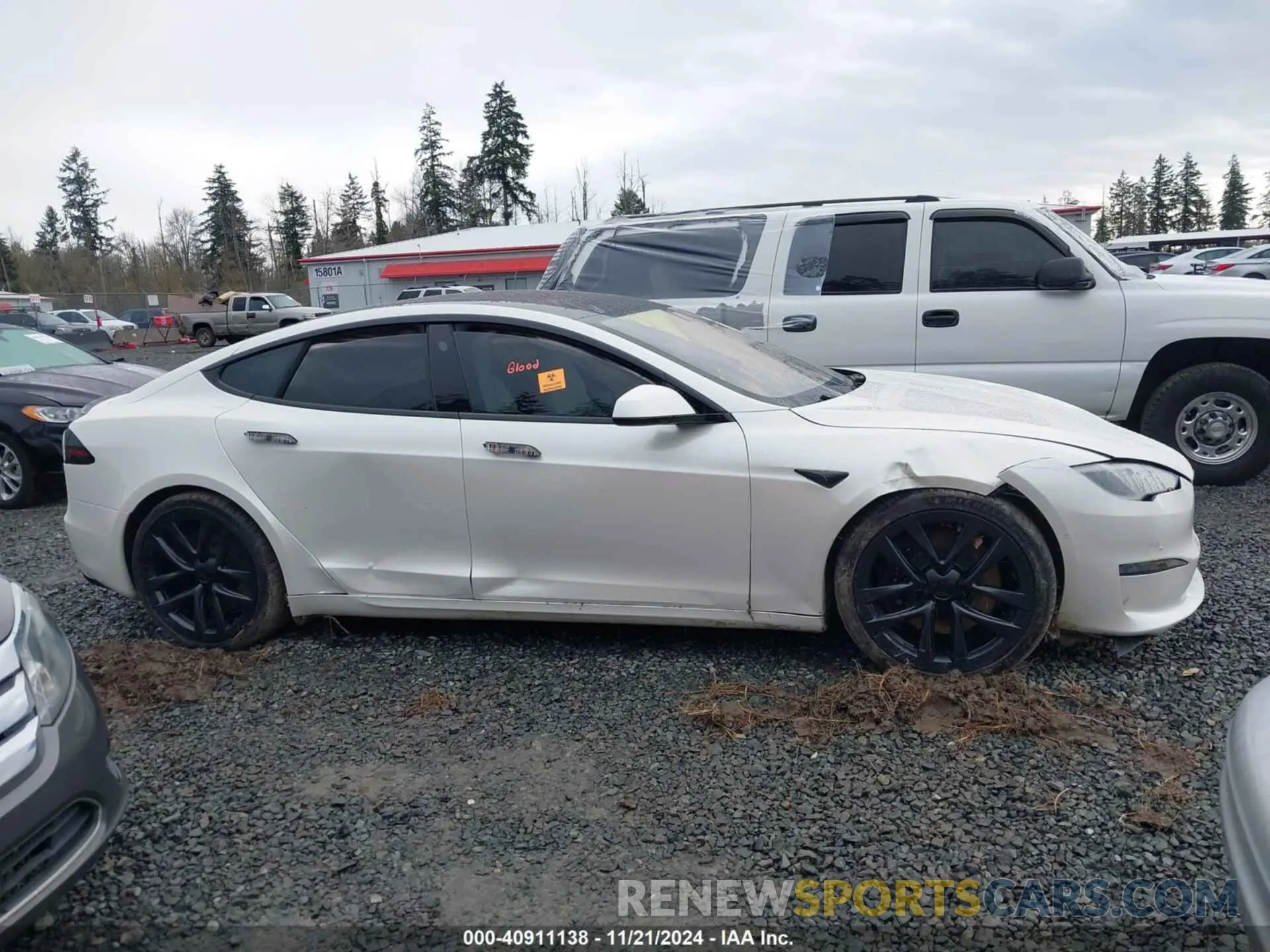 12 fotografías del automóvil dañado 5YJSA1E62NF479443 TESLA MODEL S 2022