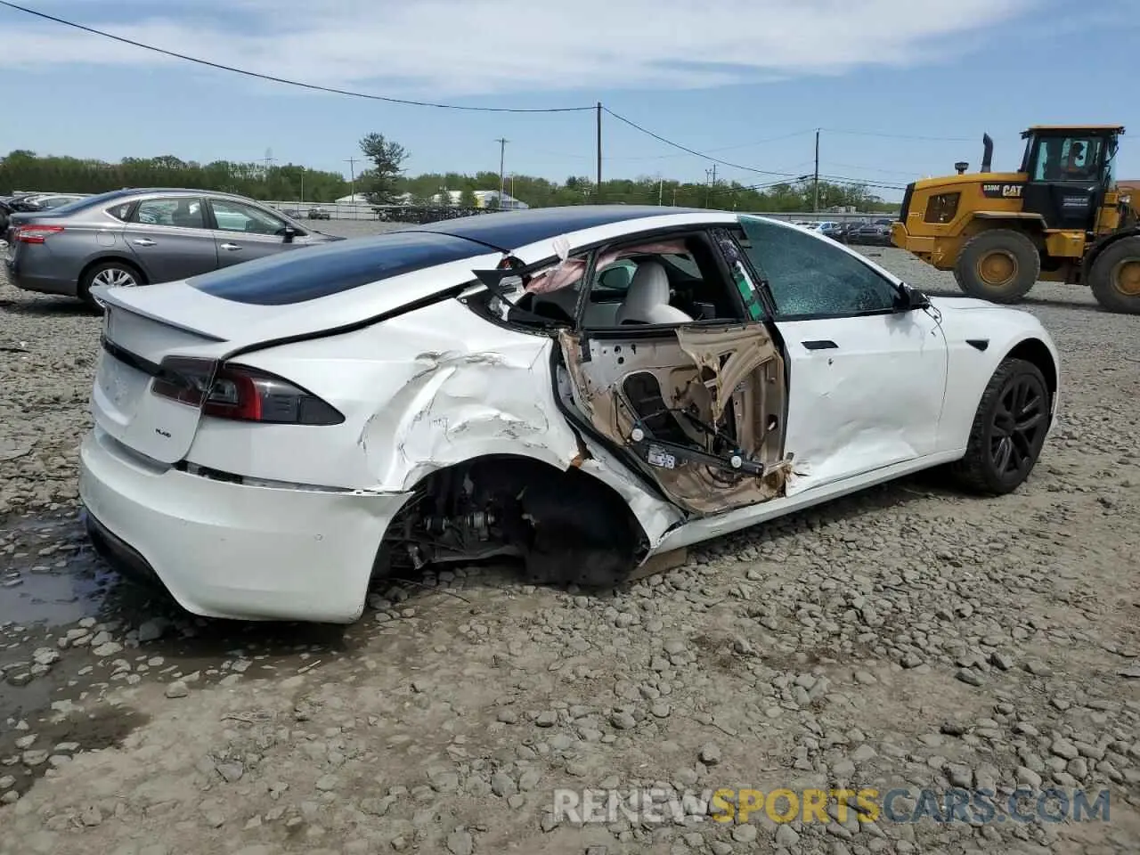 3 fotografías del automóvil dañado 5YJSA1E63NF460643 TESLA MODEL S 2022