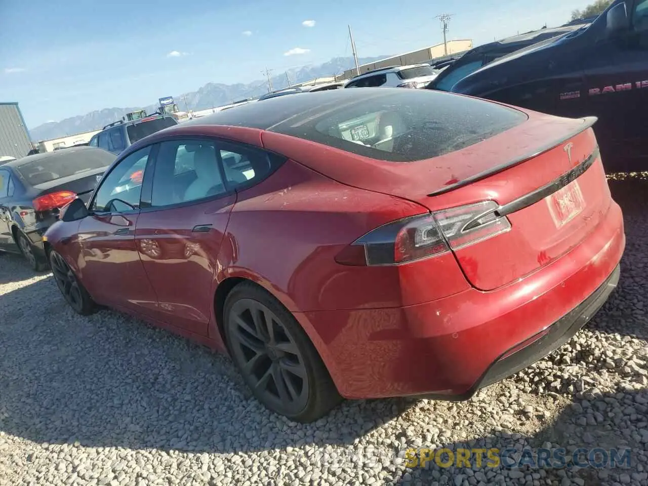 2 fotografías del automóvil dañado 5YJSA1E64NF459761 TESLA MODEL S 2022