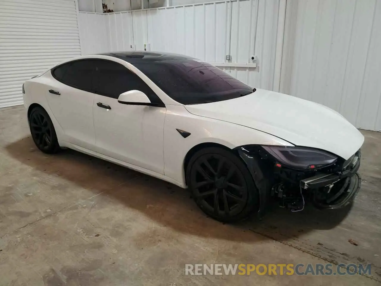 4 fotografías del automóvil dañado 5YJSA1E64NF461798 TESLA MODEL S 2022