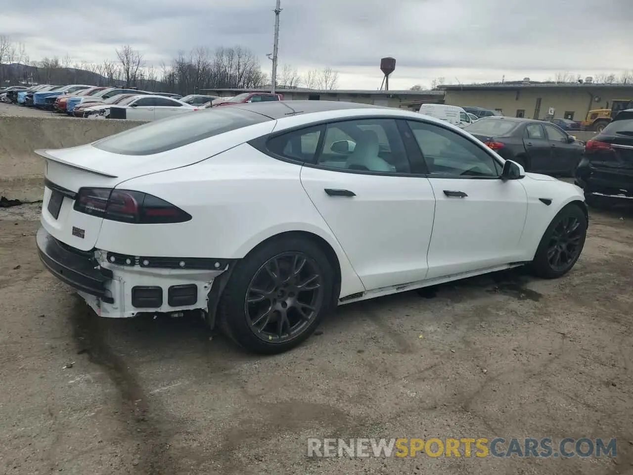 3 fotografías del automóvil dañado 5YJSA1E64NF478200 TESLA MODEL S 2022