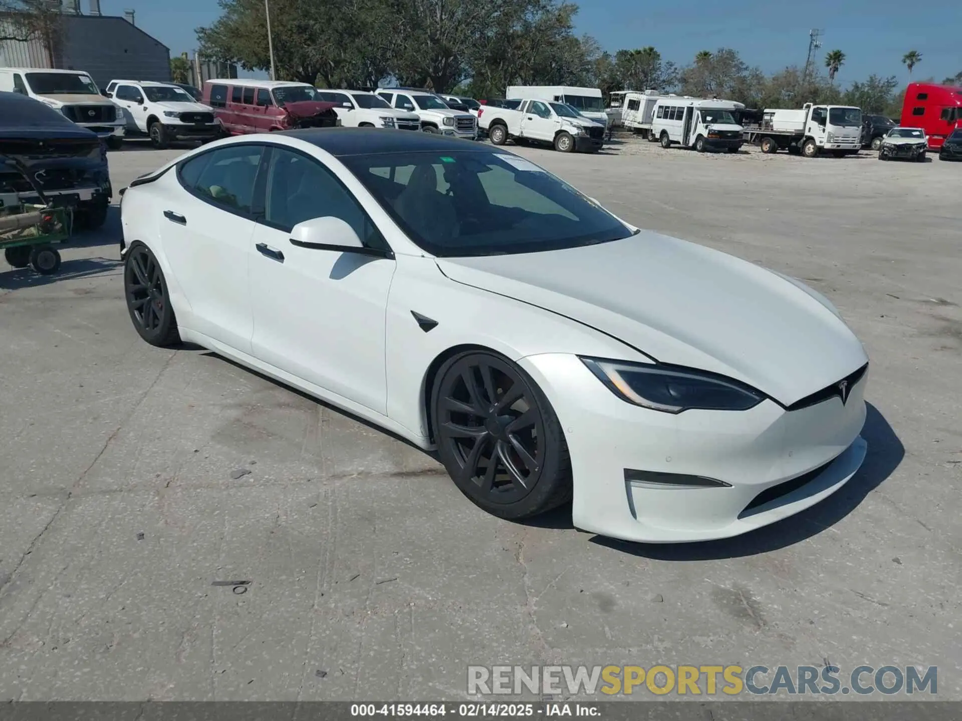 1 fotografías del automóvil dañado 5YJSA1E64NF484904 TESLA MODEL S 2022