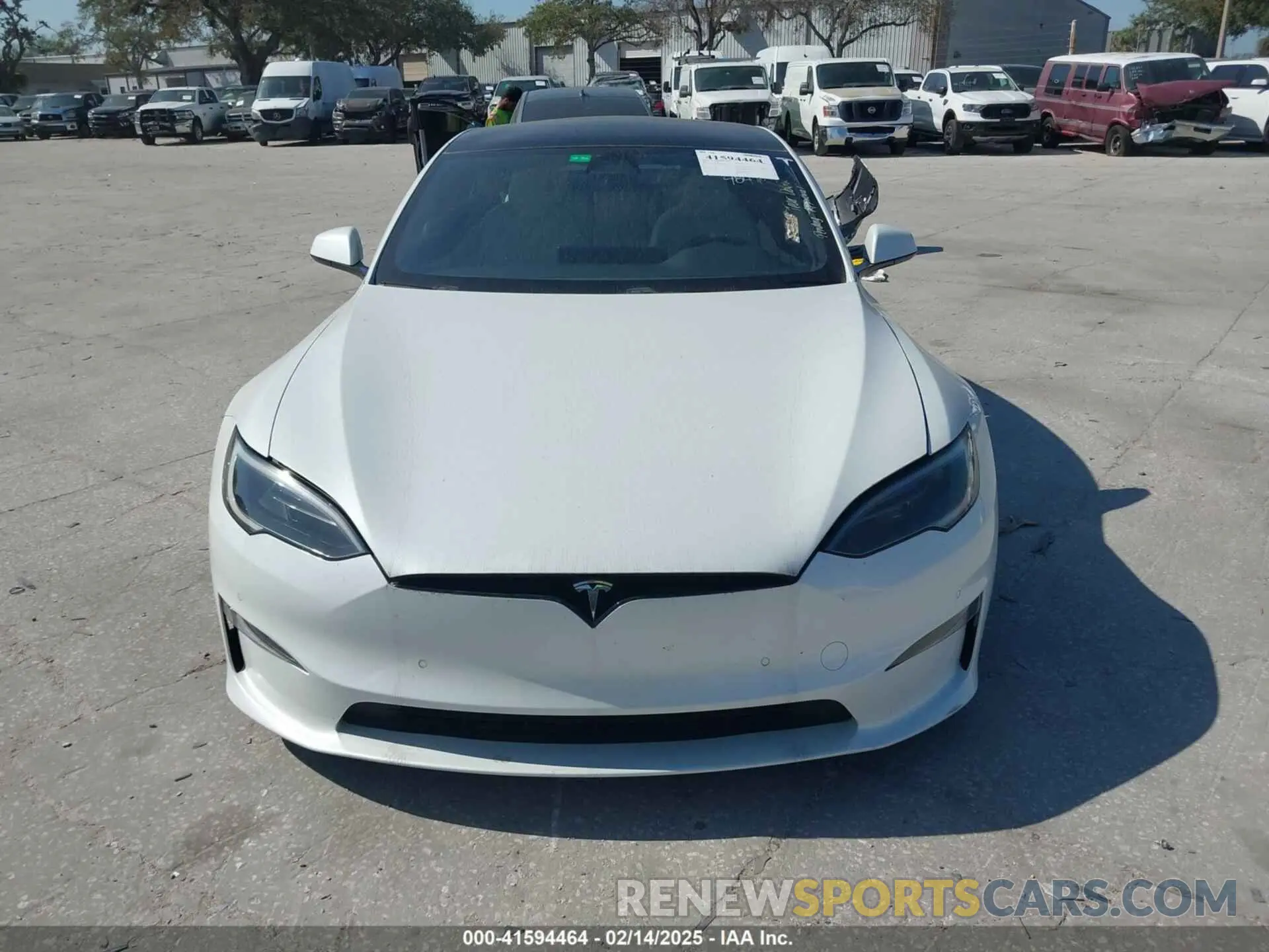 11 fotografías del automóvil dañado 5YJSA1E64NF484904 TESLA MODEL S 2022