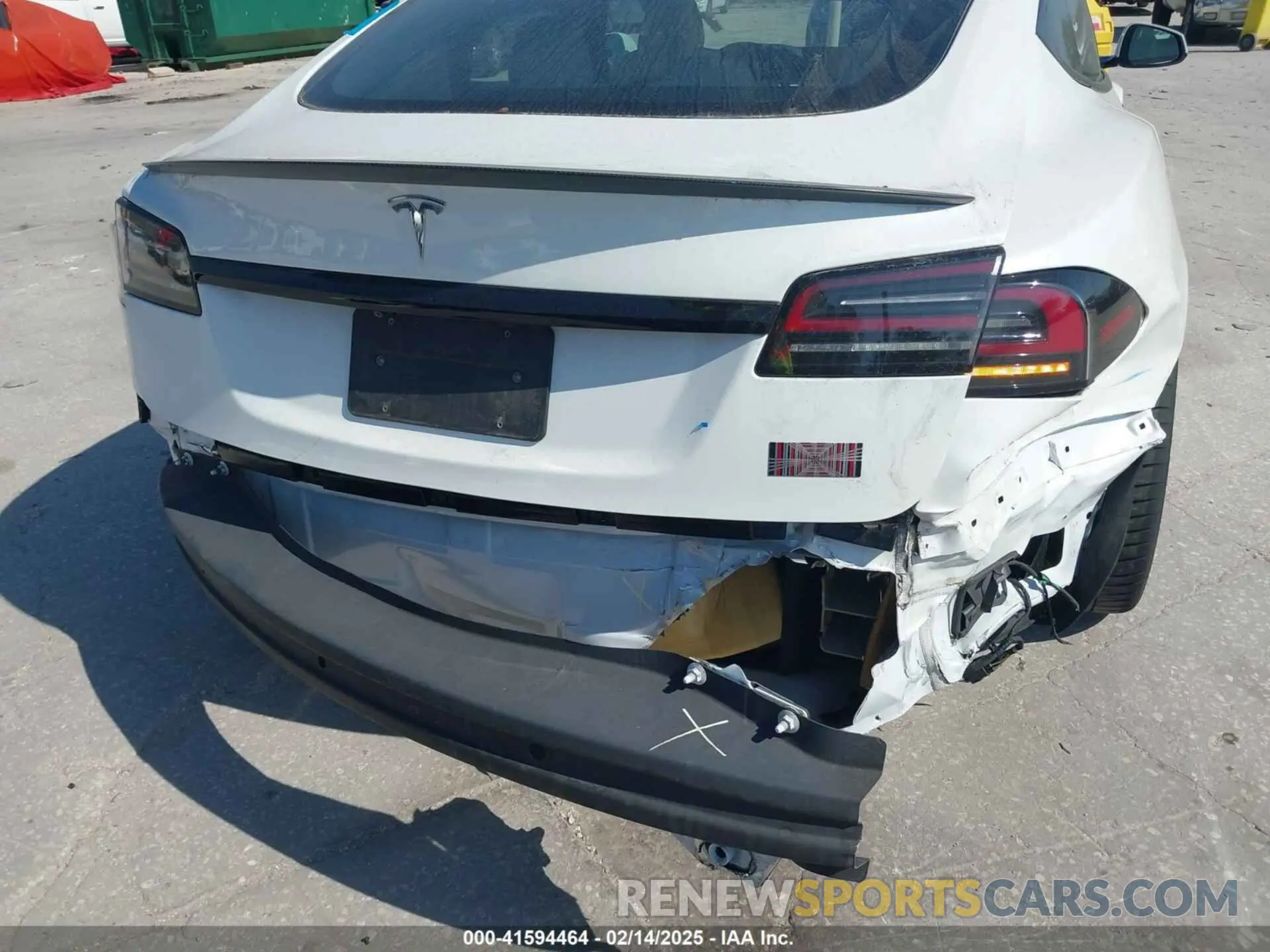 18 fotografías del automóvil dañado 5YJSA1E64NF484904 TESLA MODEL S 2022