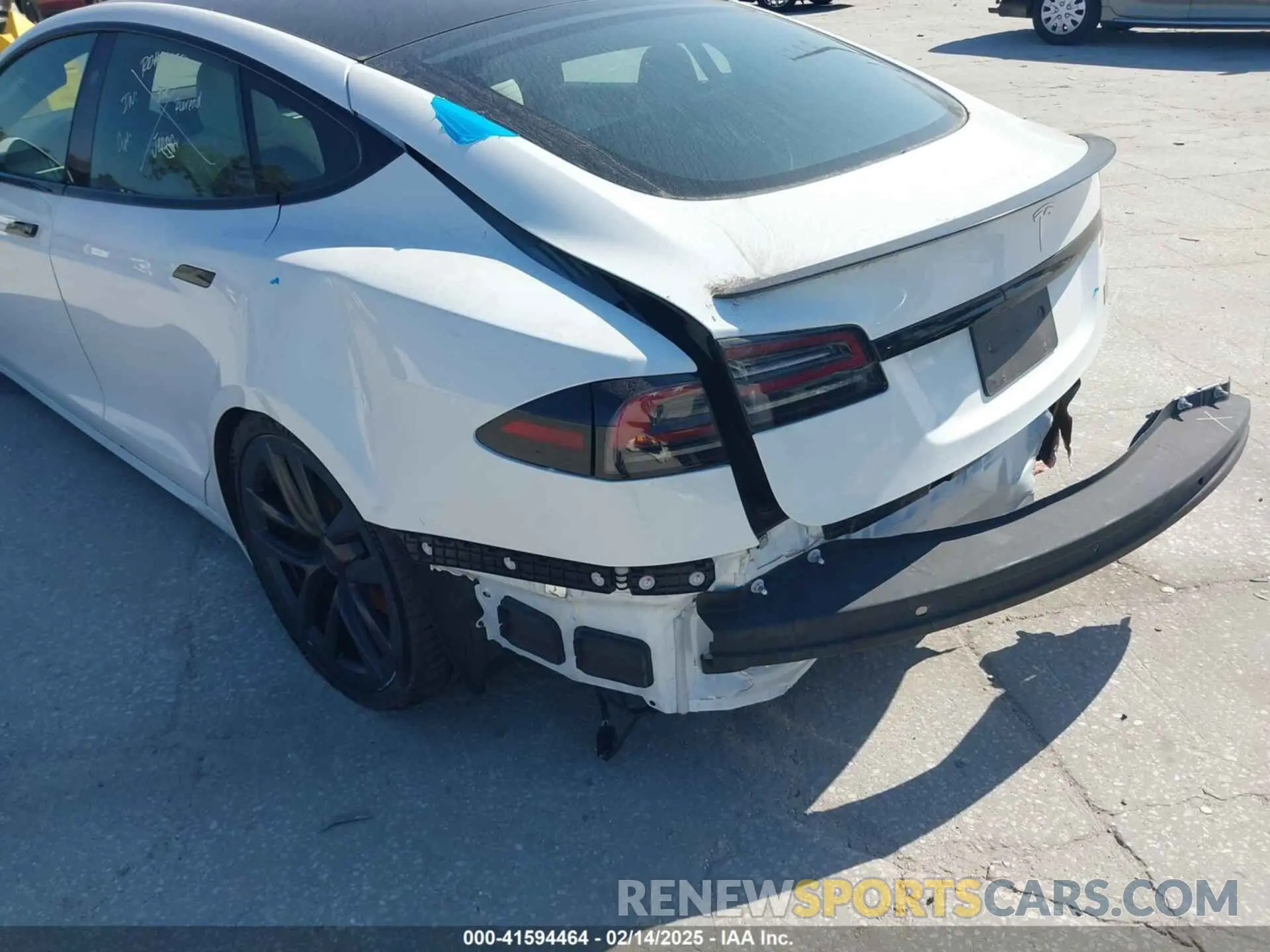 19 fotografías del automóvil dañado 5YJSA1E64NF484904 TESLA MODEL S 2022