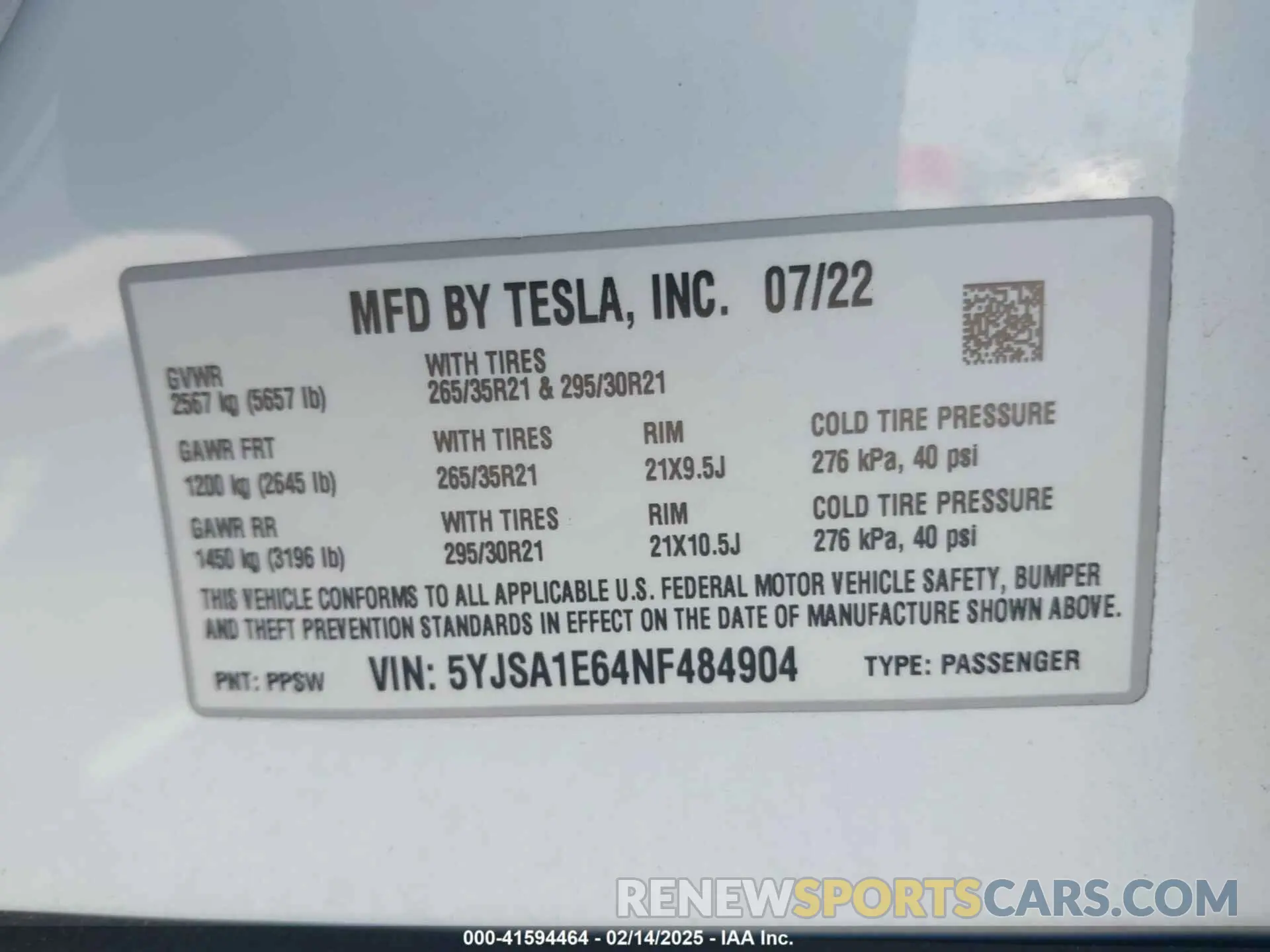 9 fotografías del automóvil dañado 5YJSA1E64NF484904 TESLA MODEL S 2022