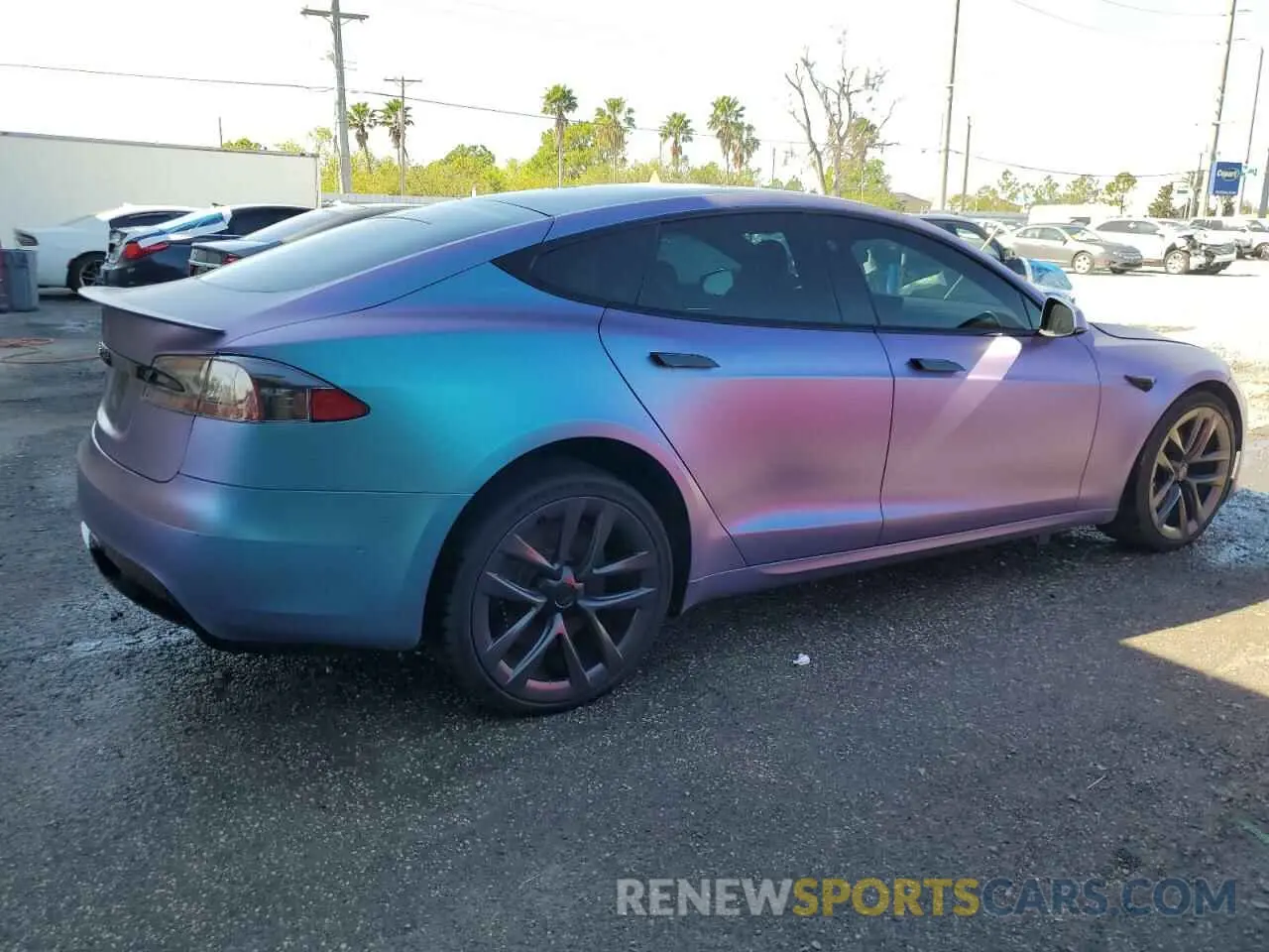 3 fotografías del automóvil dañado 5YJSA1E65NF471028 TESLA MODEL S 2022