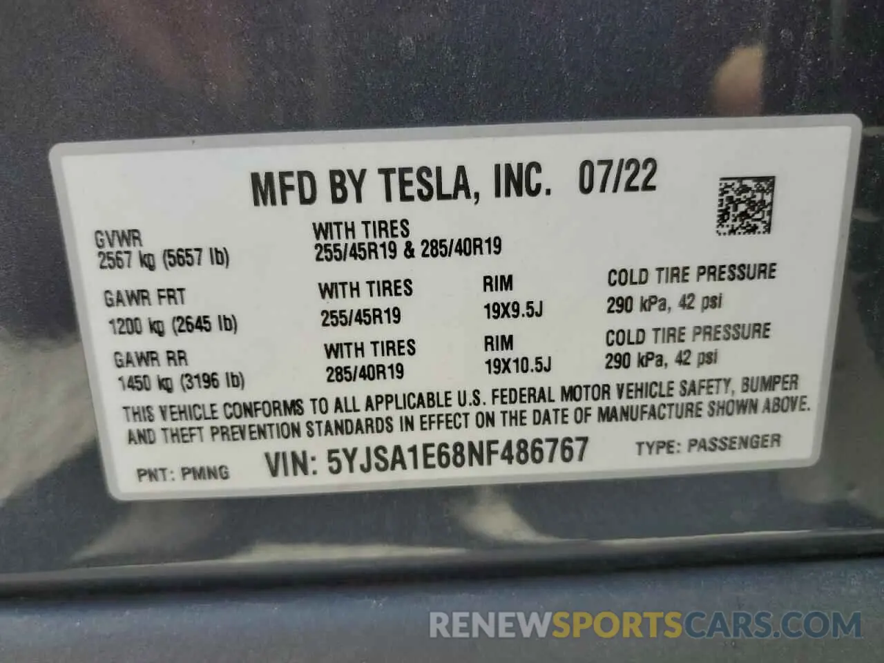 13 fotografías del automóvil dañado 5YJSA1E68NF486767 TESLA MODEL S 2022