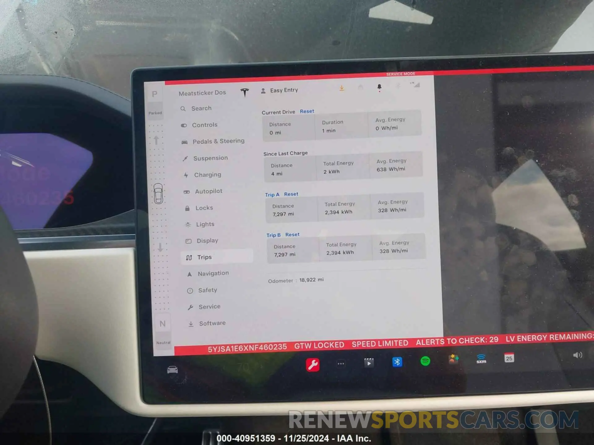7 fotografías del automóvil dañado 5YJSA1E6XNF460235 TESLA MODEL S 2022