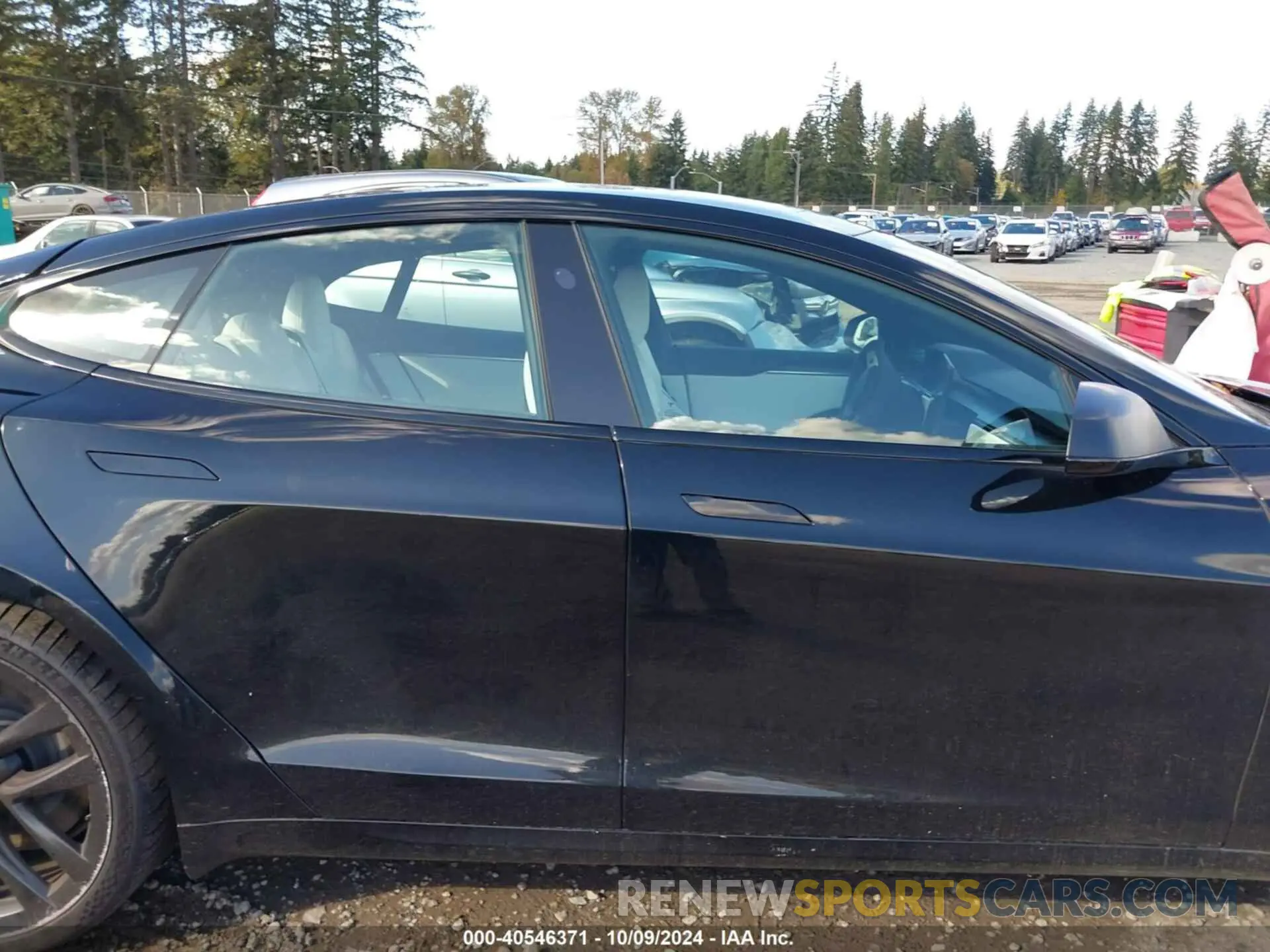 13 fotografías del automóvil dañado 5YJSA1E6XNF496698 TESLA MODEL S 2022