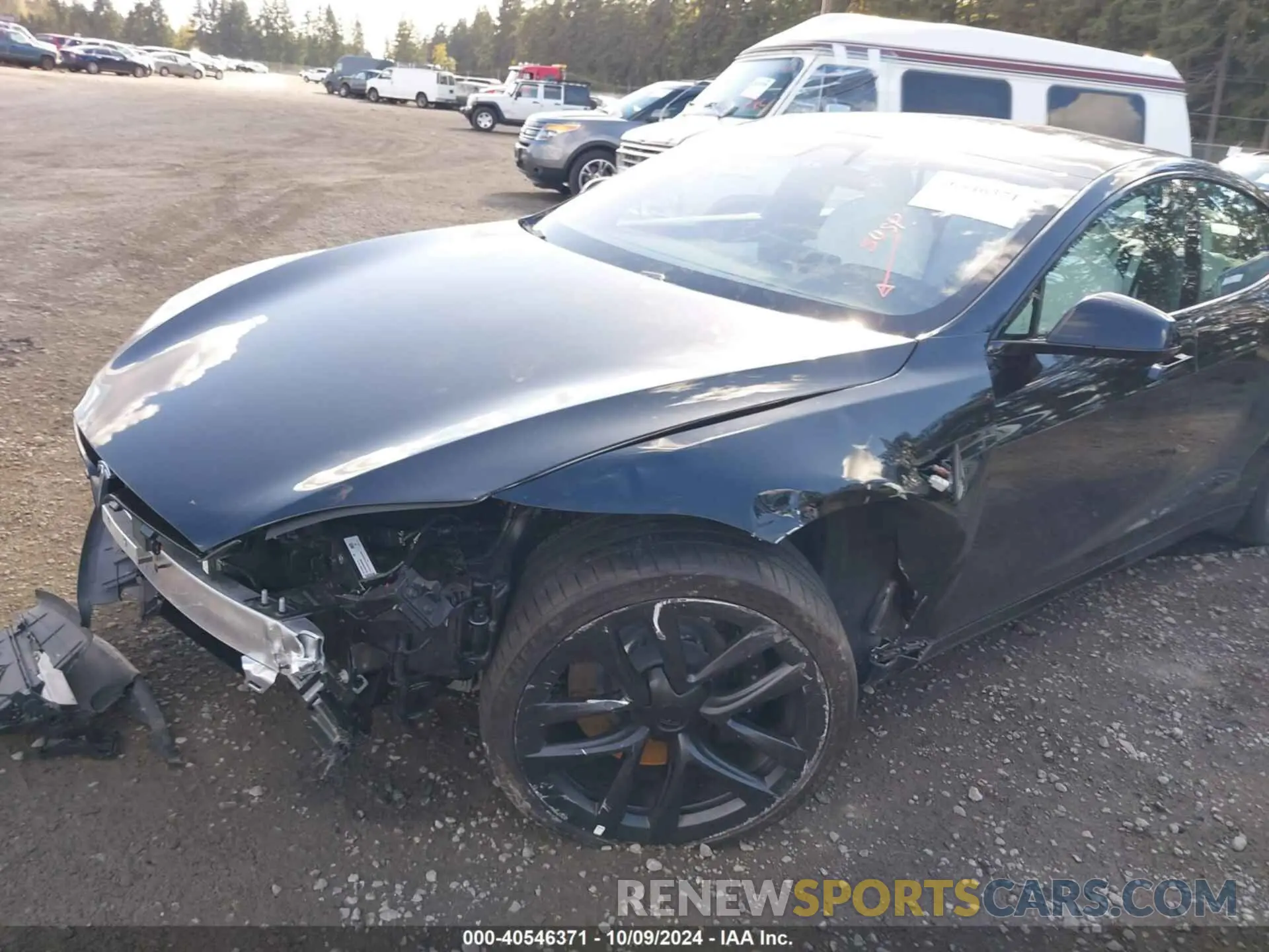6 fotografías del automóvil dañado 5YJSA1E6XNF496698 TESLA MODEL S 2022