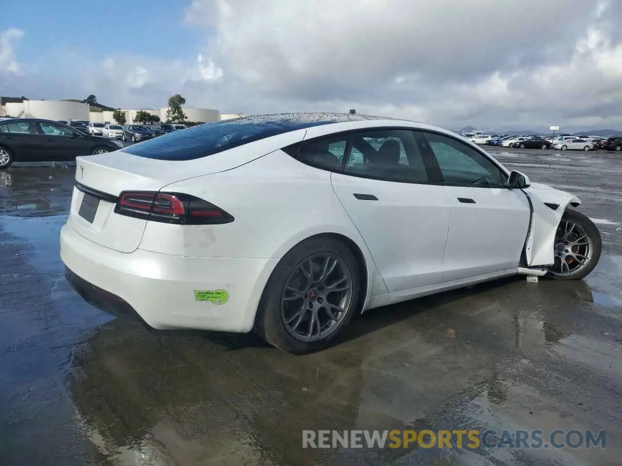 4 fotografías del automóvil dañado 5YJSA1E50PF499829 TESLA MODEL S 2023