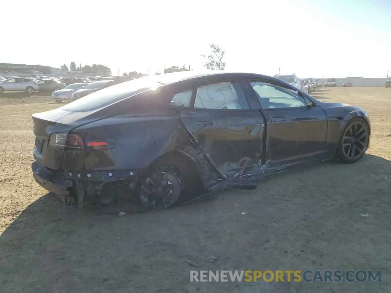3 fotografías del automóvil dañado 5YJSA1E52PF499802 TESLA MODEL S 2023