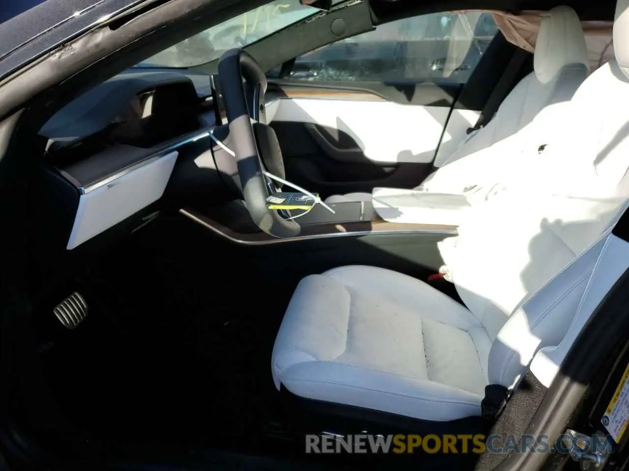 7 fotografías del automóvil dañado 5YJSA1E52PF499802 TESLA MODEL S 2023