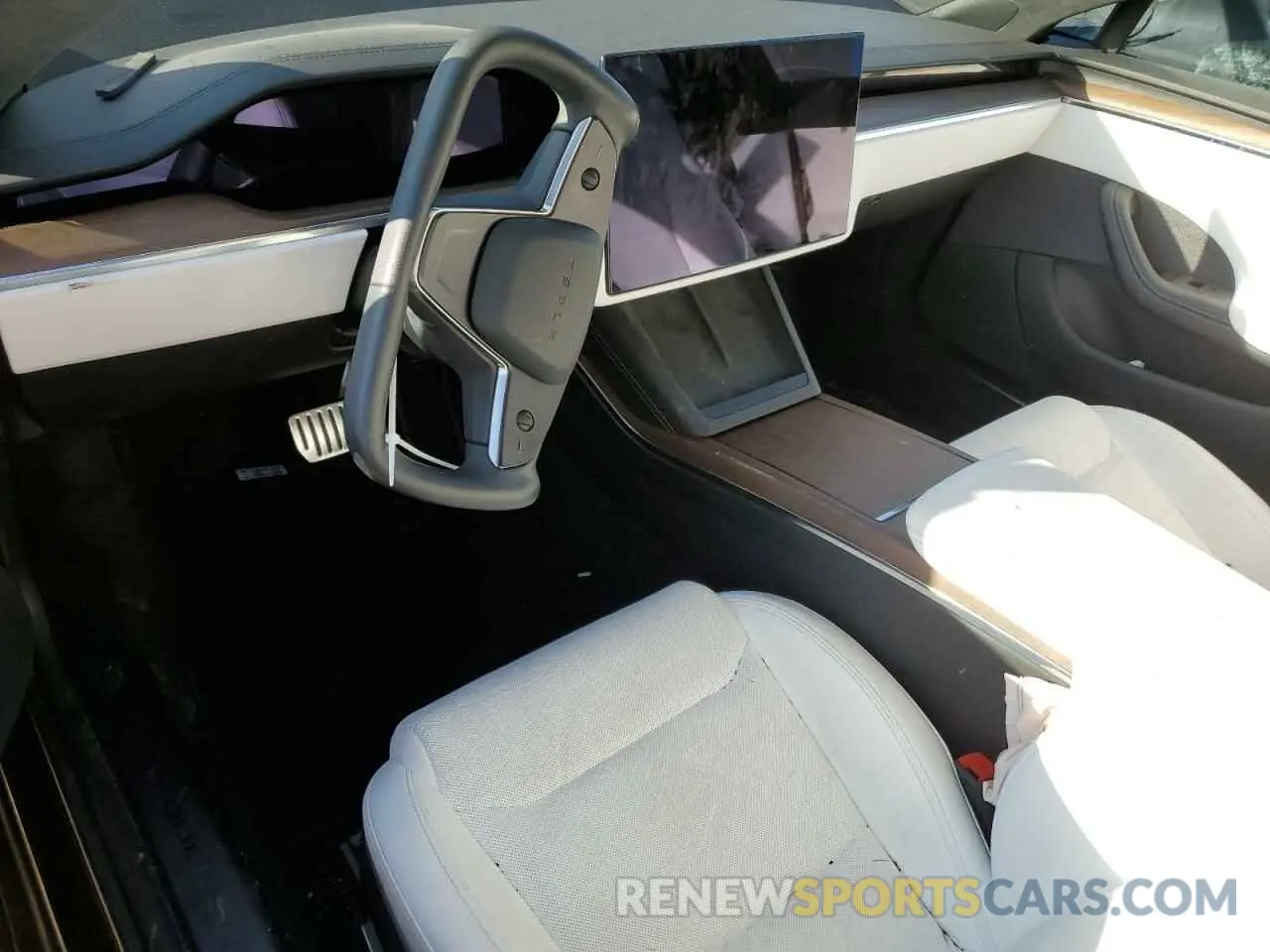 8 fotografías del automóvil dañado 5YJSA1E52PF499802 TESLA MODEL S 2023