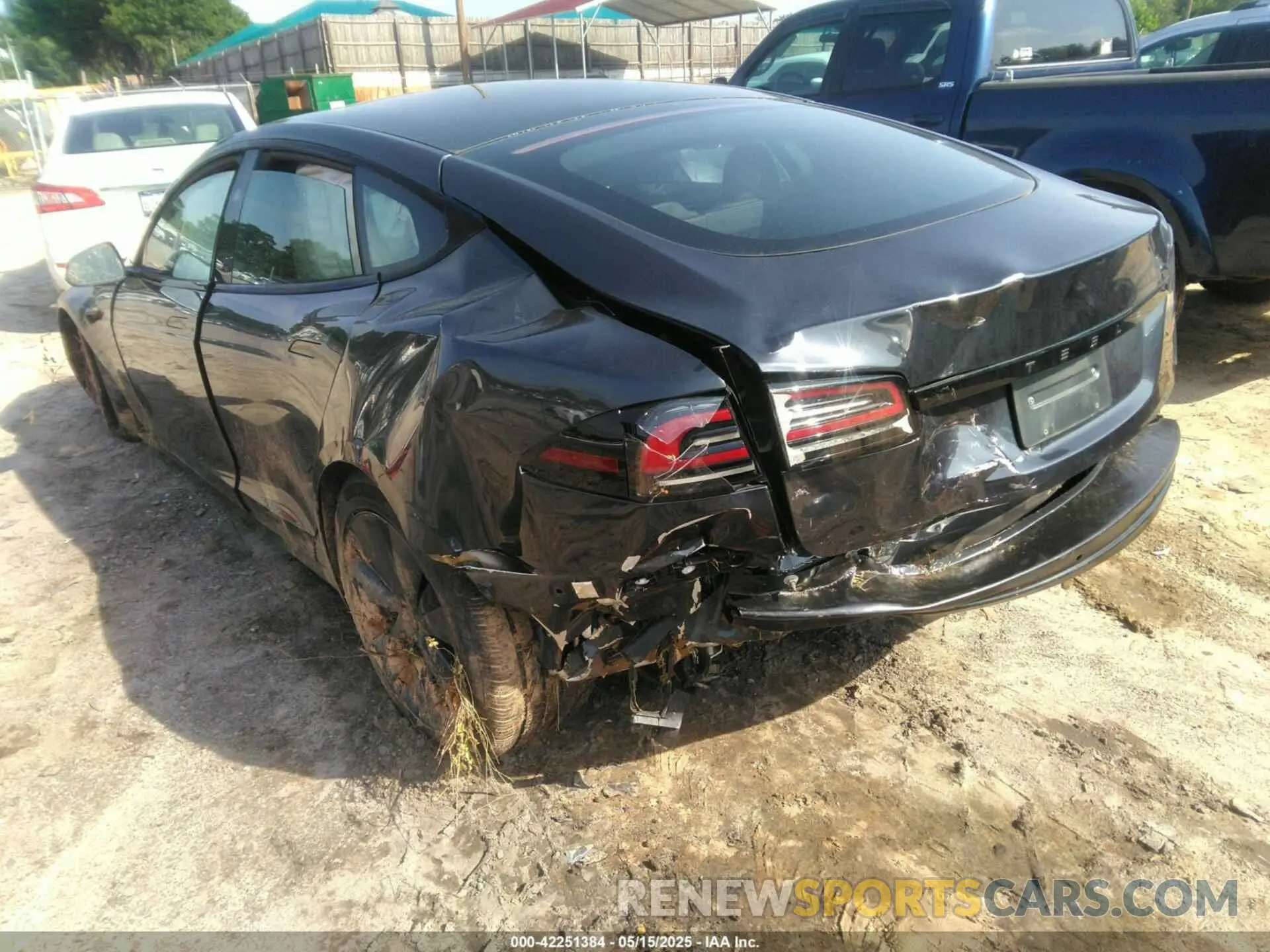 6 fotografías del automóvil dañado 5YJSA1E52PF530689 TESLA MODEL S 2023