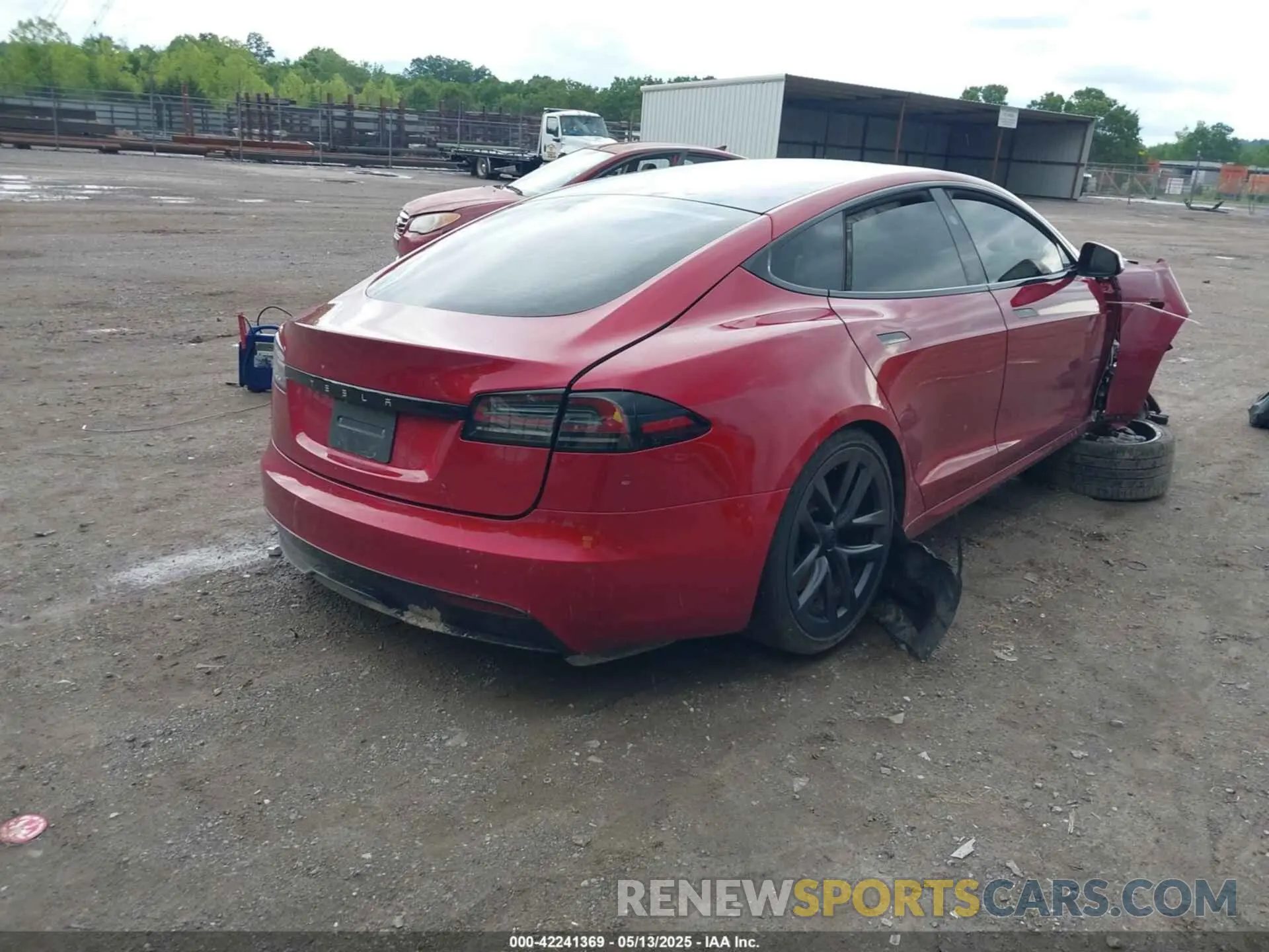 4 fotografías del automóvil dañado 5YJSA1E53PF516848 TESLA MODEL S 2023
