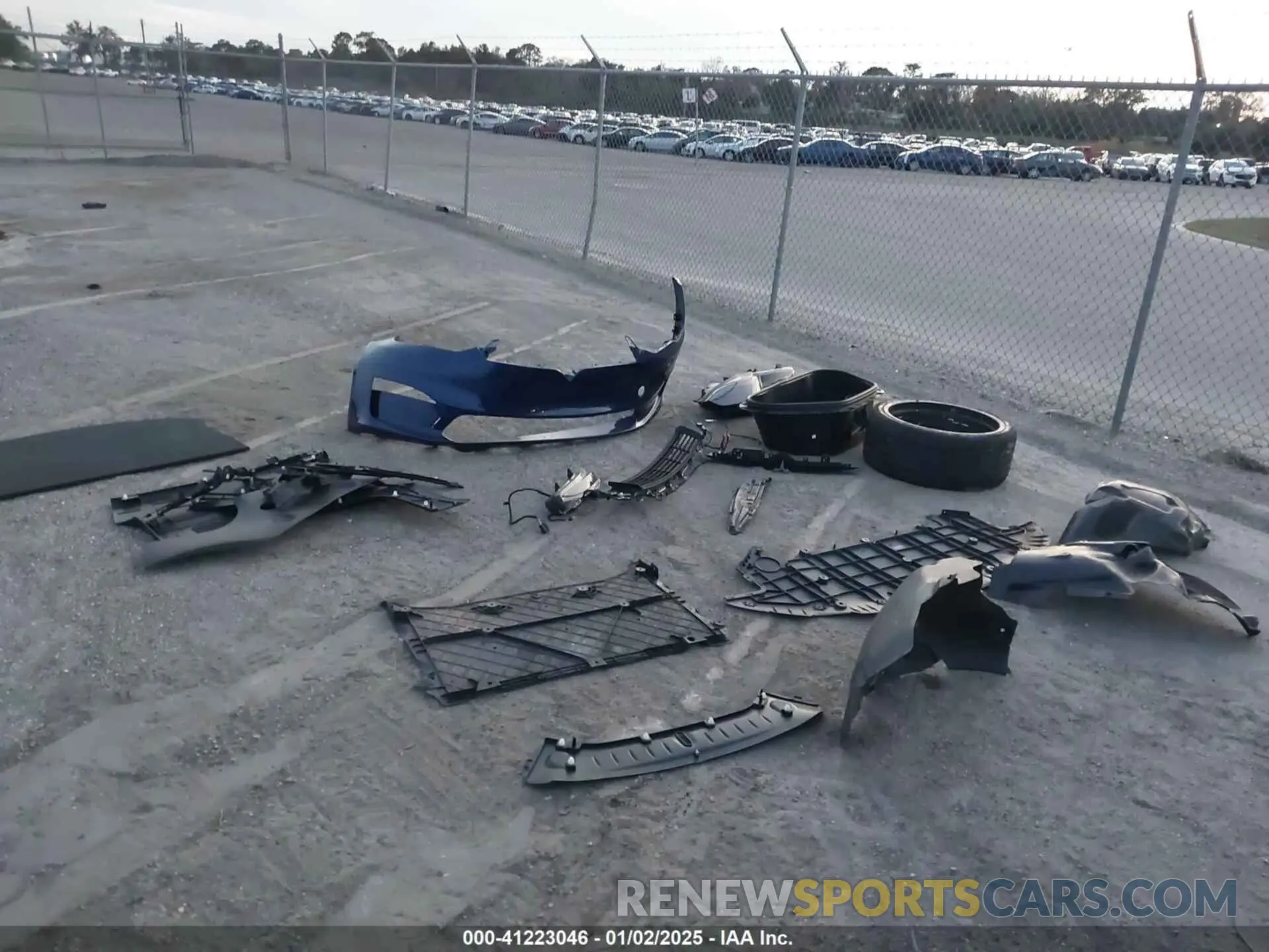 12 fotografías del automóvil dañado 5YJSA1E53PF518986 TESLA MODEL S 2023