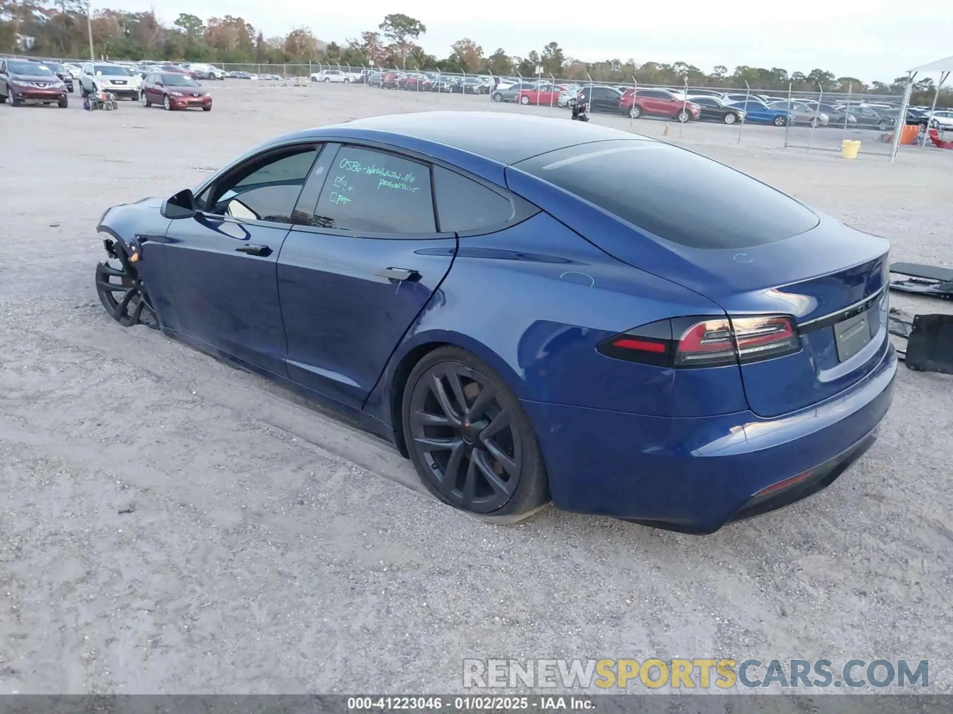 3 fotografías del automóvil dañado 5YJSA1E53PF518986 TESLA MODEL S 2023