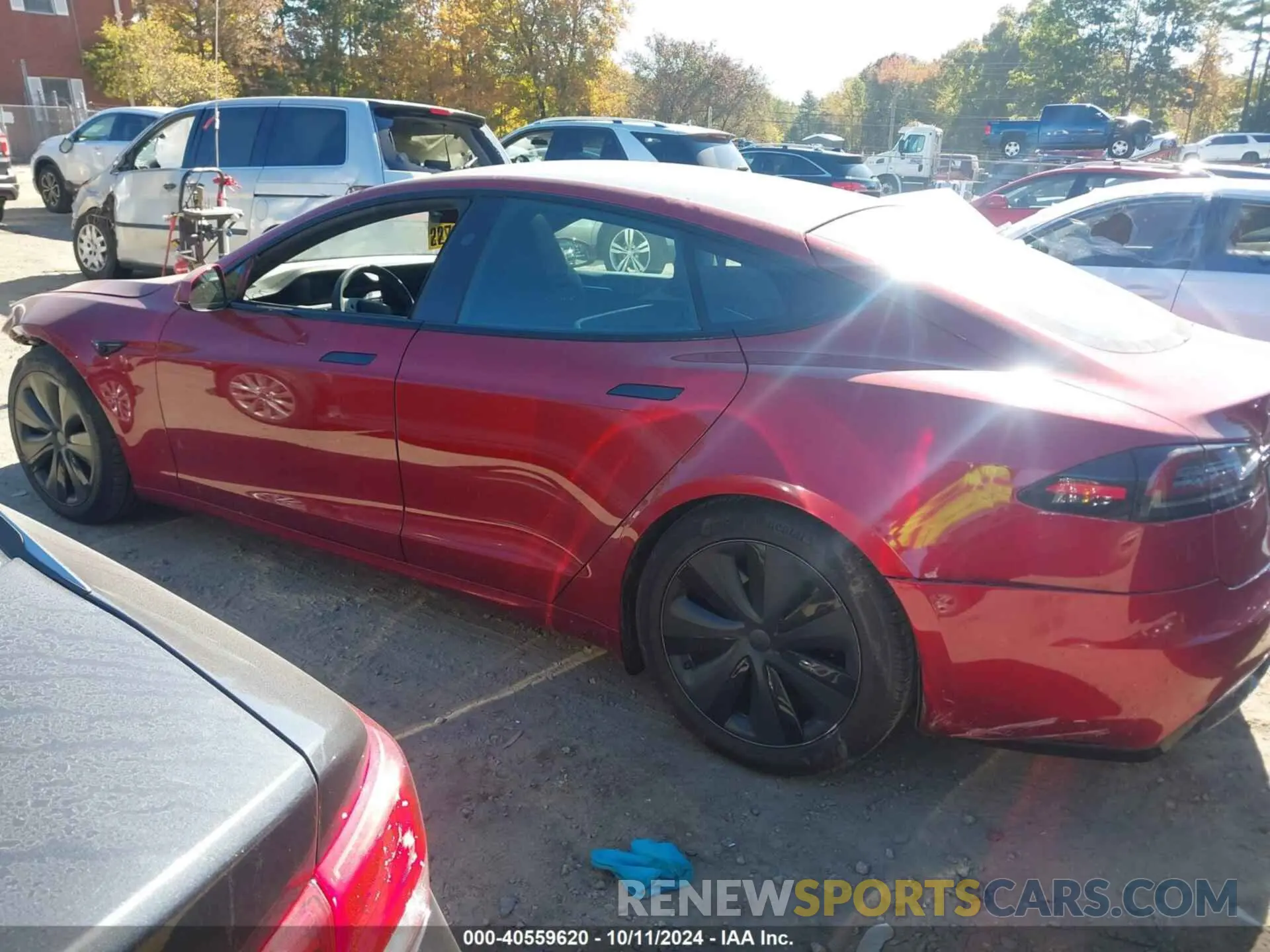 14 fotografías del automóvil dañado 5YJSA1E53PF523735 TESLA MODEL S 2023
