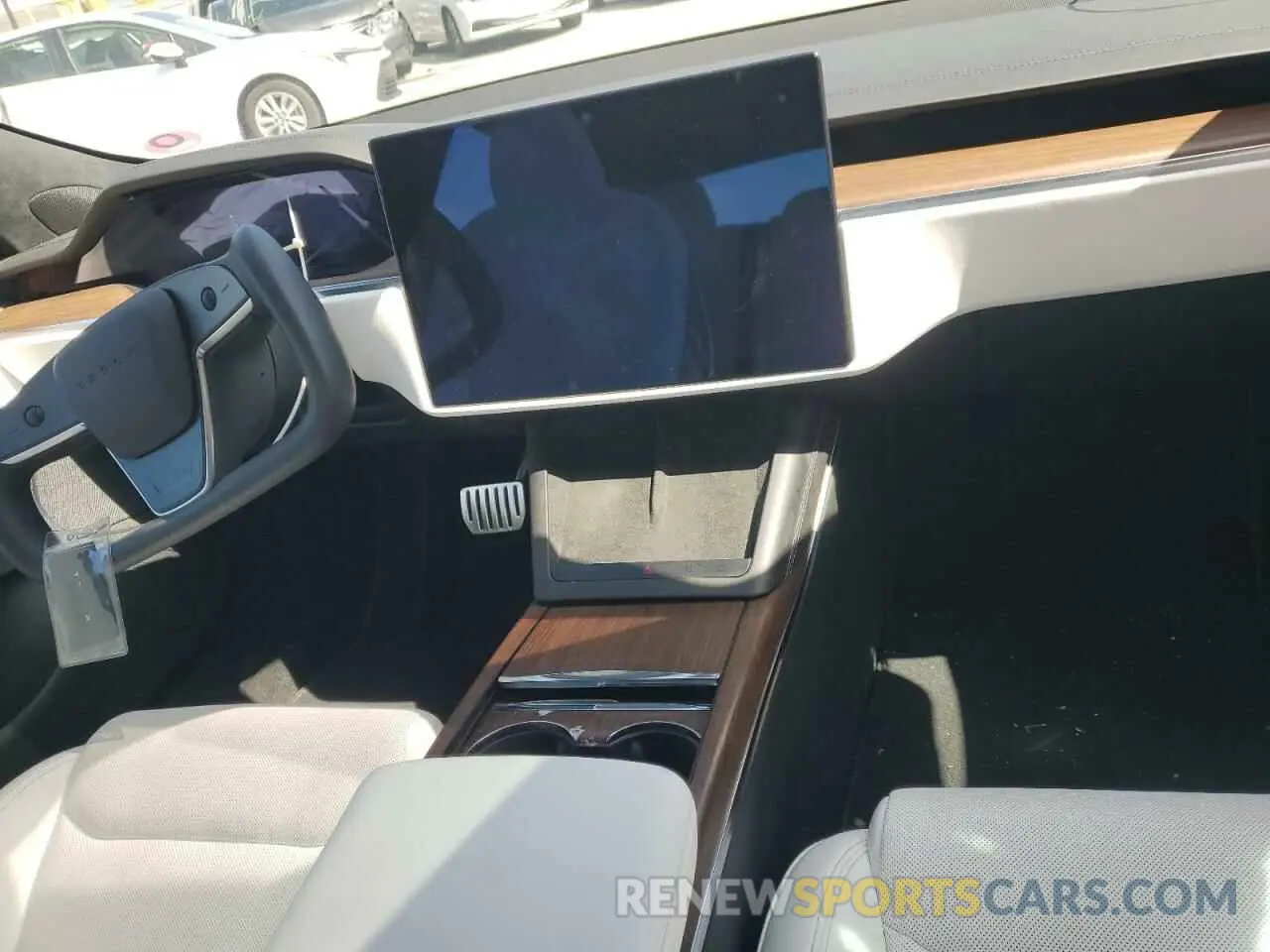 9 fotografías del automóvil dañado 5YJSA1E53PF525324 TESLA MODEL S 2023