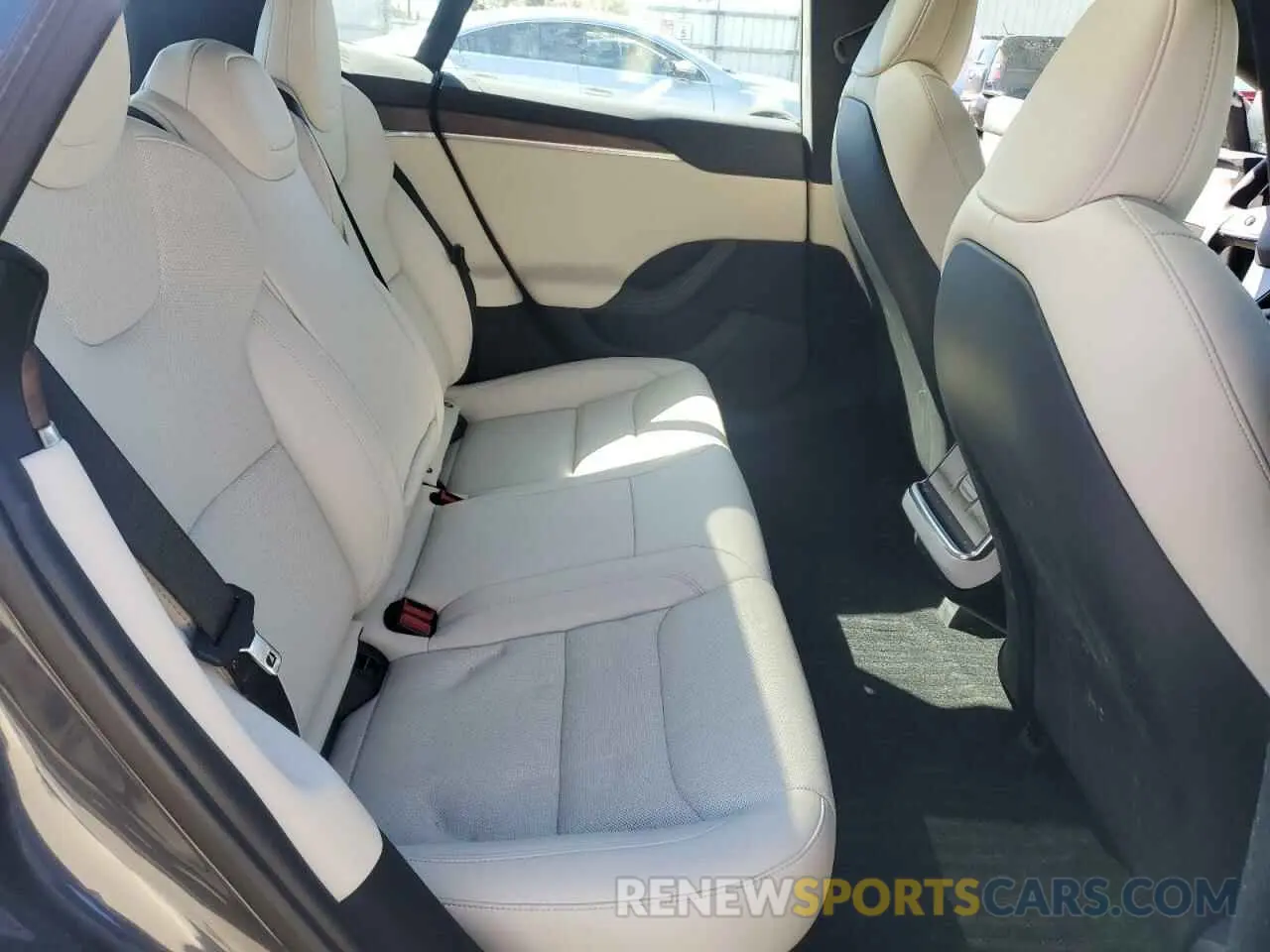 10 fotografías del automóvil dañado 5YJSA1E54PF516907 TESLA MODEL S 2023