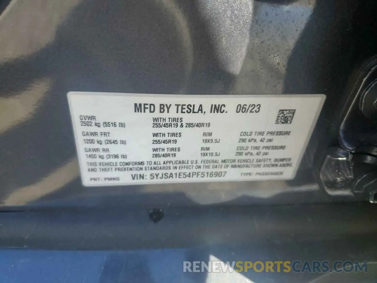 12 fotografías del automóvil dañado 5YJSA1E54PF516907 TESLA MODEL S 2023