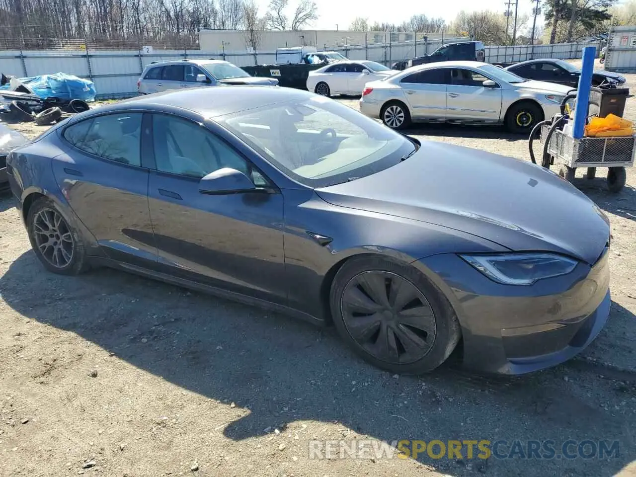 4 fotografías del automóvil dañado 5YJSA1E54PF516907 TESLA MODEL S 2023