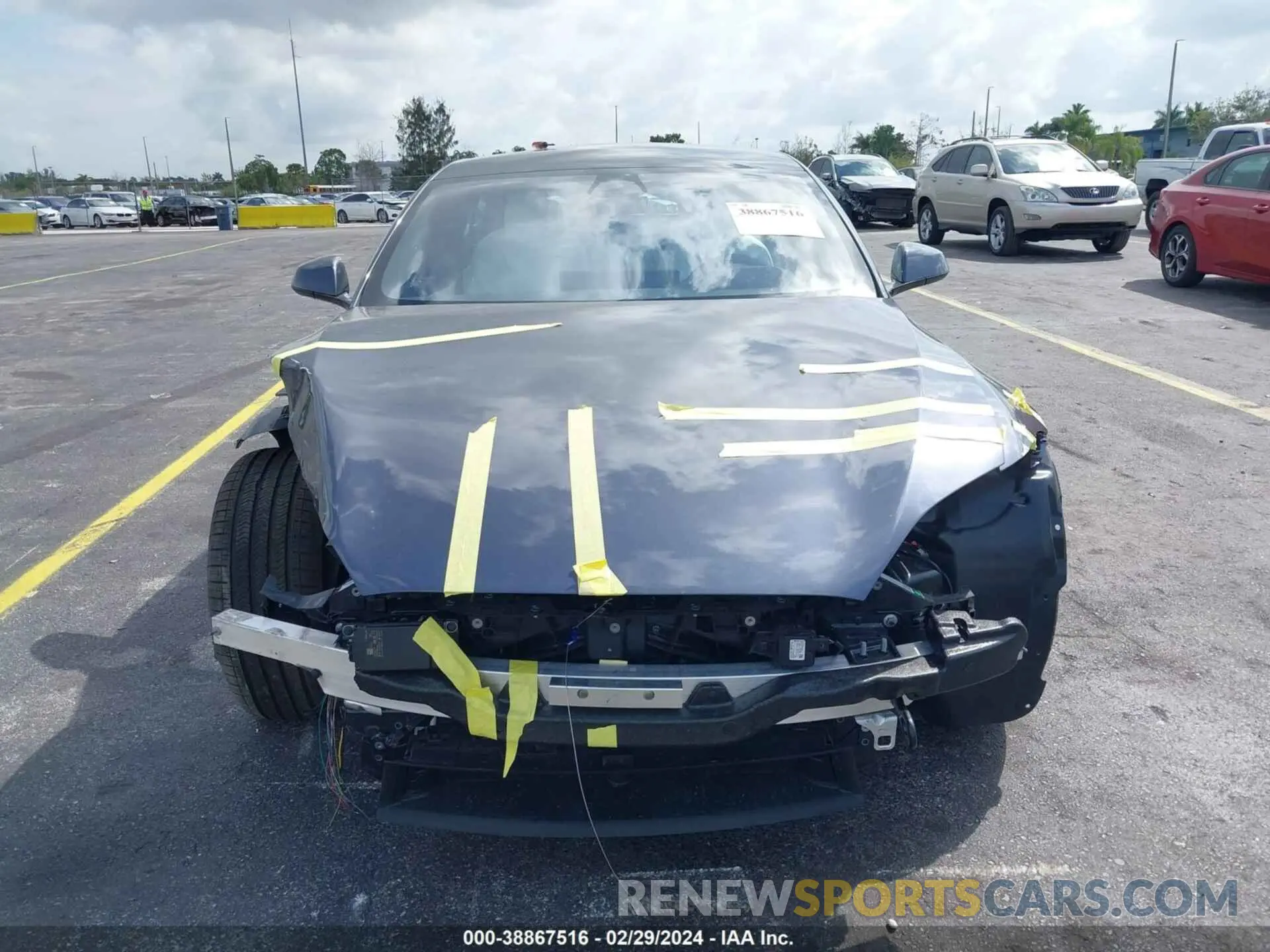 11 fotografías del automóvil dañado 5YJSA1E54PF521783 TESLA MODEL S 2023