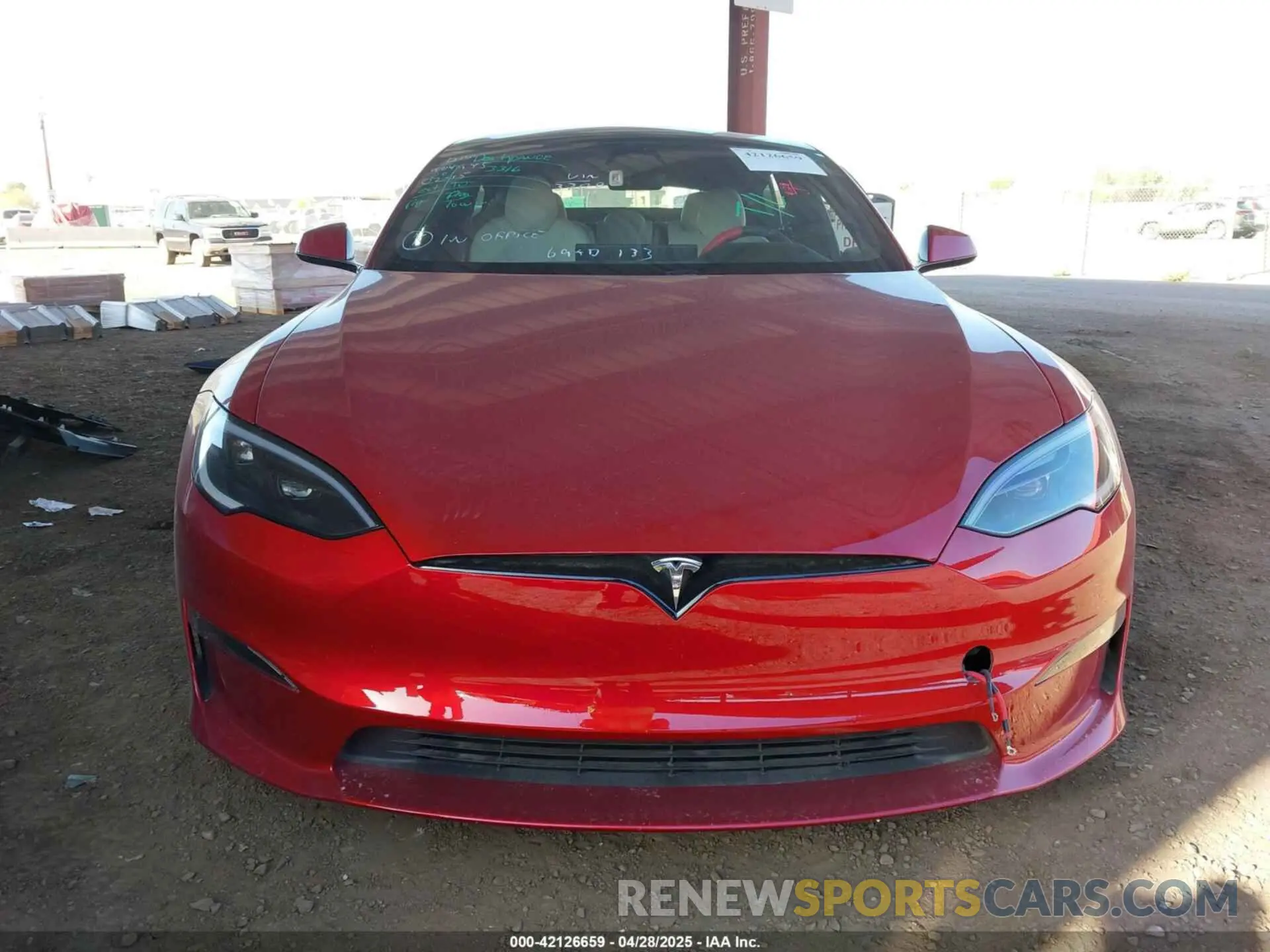 12 fotografías del automóvil dañado 5YJSA1E55PF513708 TESLA MODEL S 2023