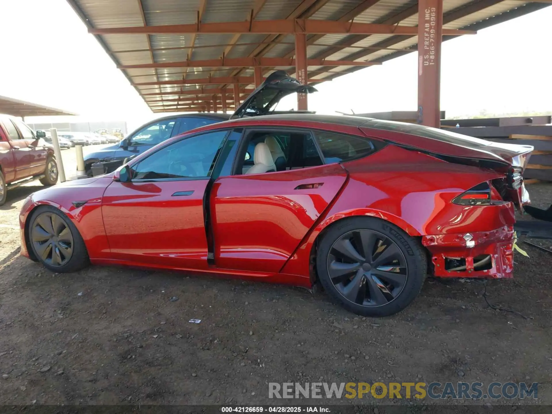 14 fotografías del automóvil dañado 5YJSA1E55PF513708 TESLA MODEL S 2023