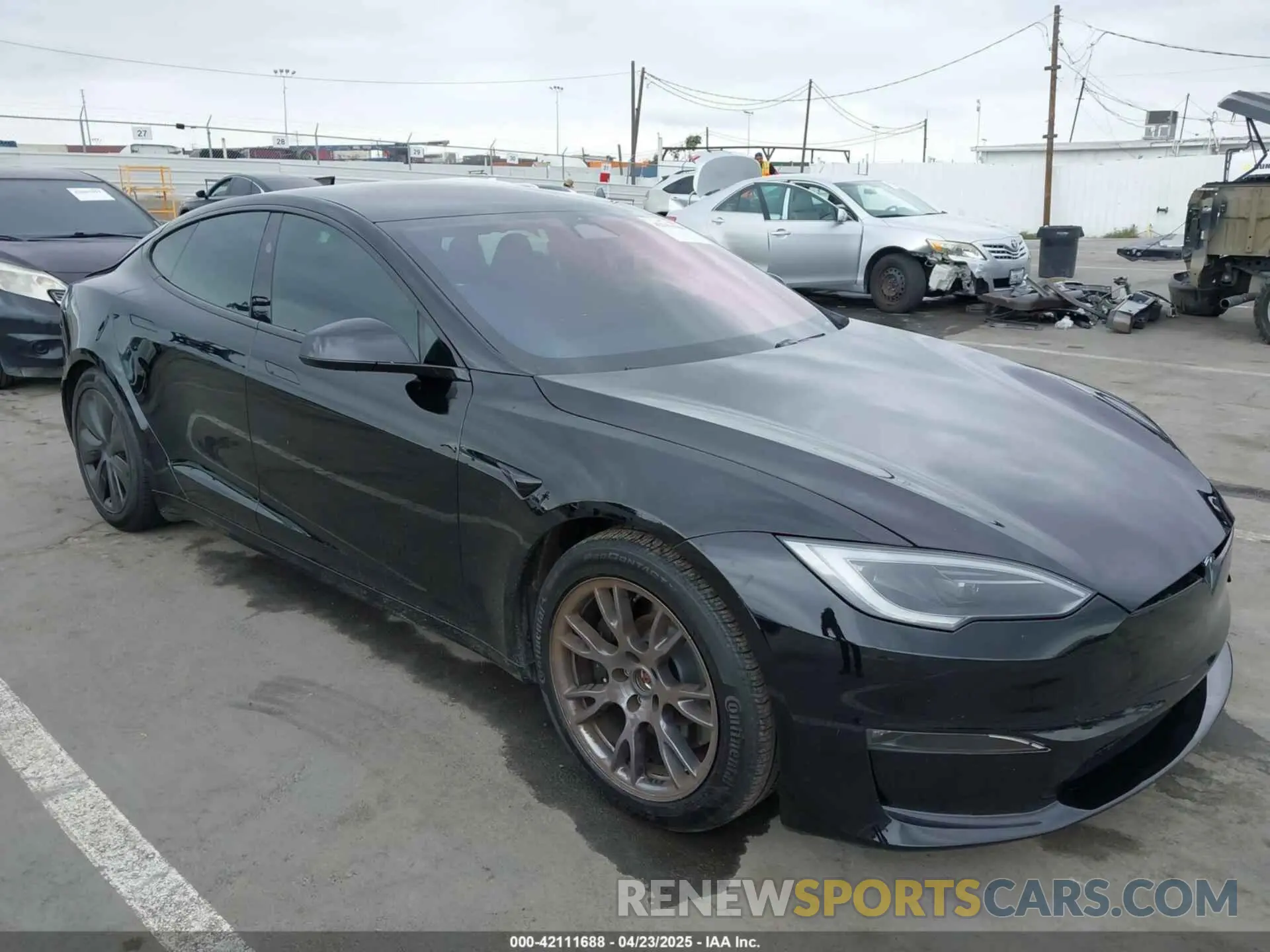 1 fotografías del automóvil dañado 5YJSA1E55PF517922 TESLA MODEL S 2023