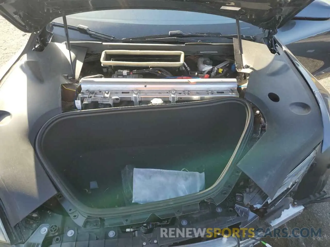 13 fotografías del automóvil dañado 5YJSA1E55PF522232 TESLA MODEL S 2023