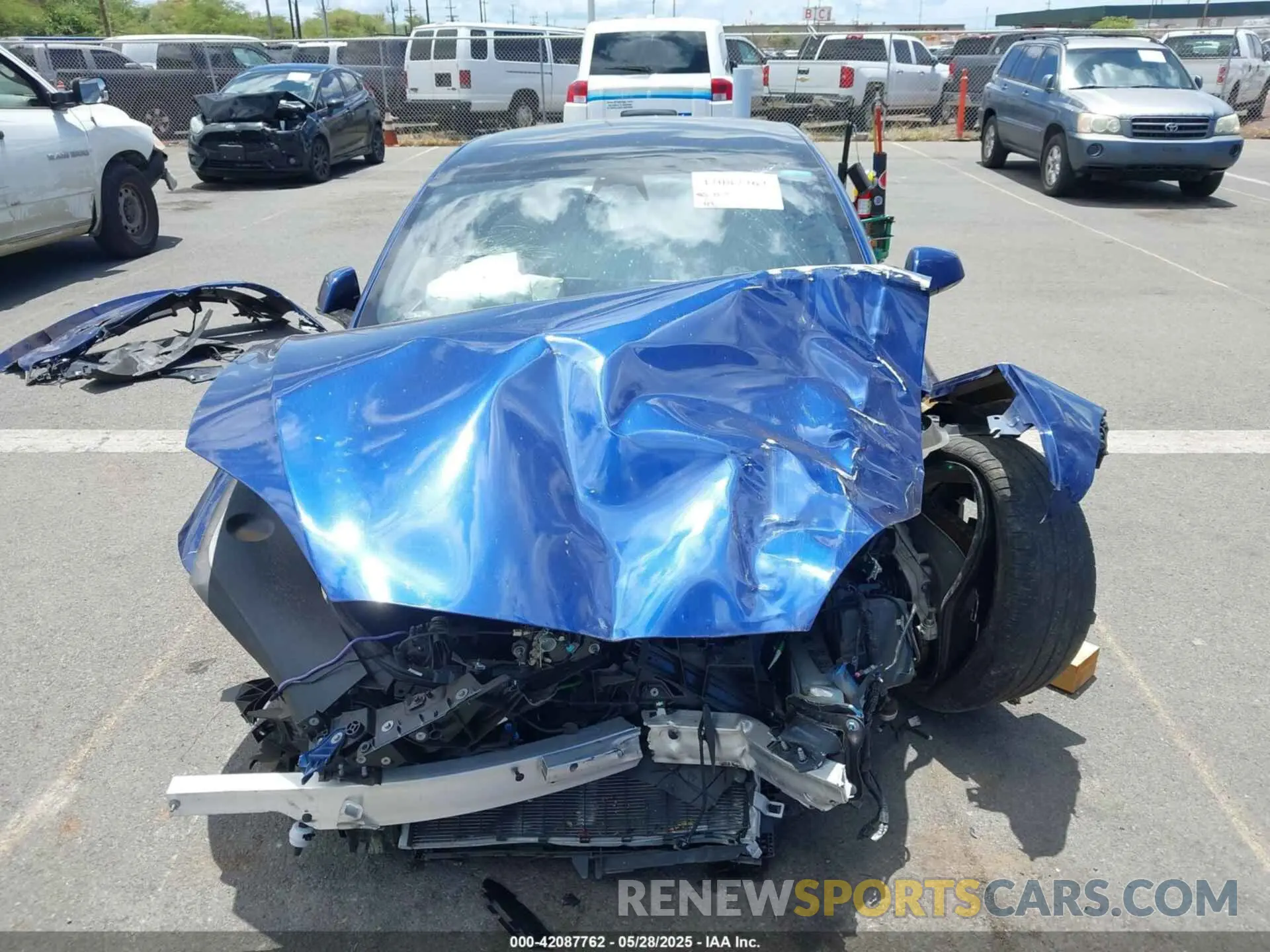 11 fotografías del automóvil dañado 5YJSA1E56PF500871 TESLA MODEL S 2023