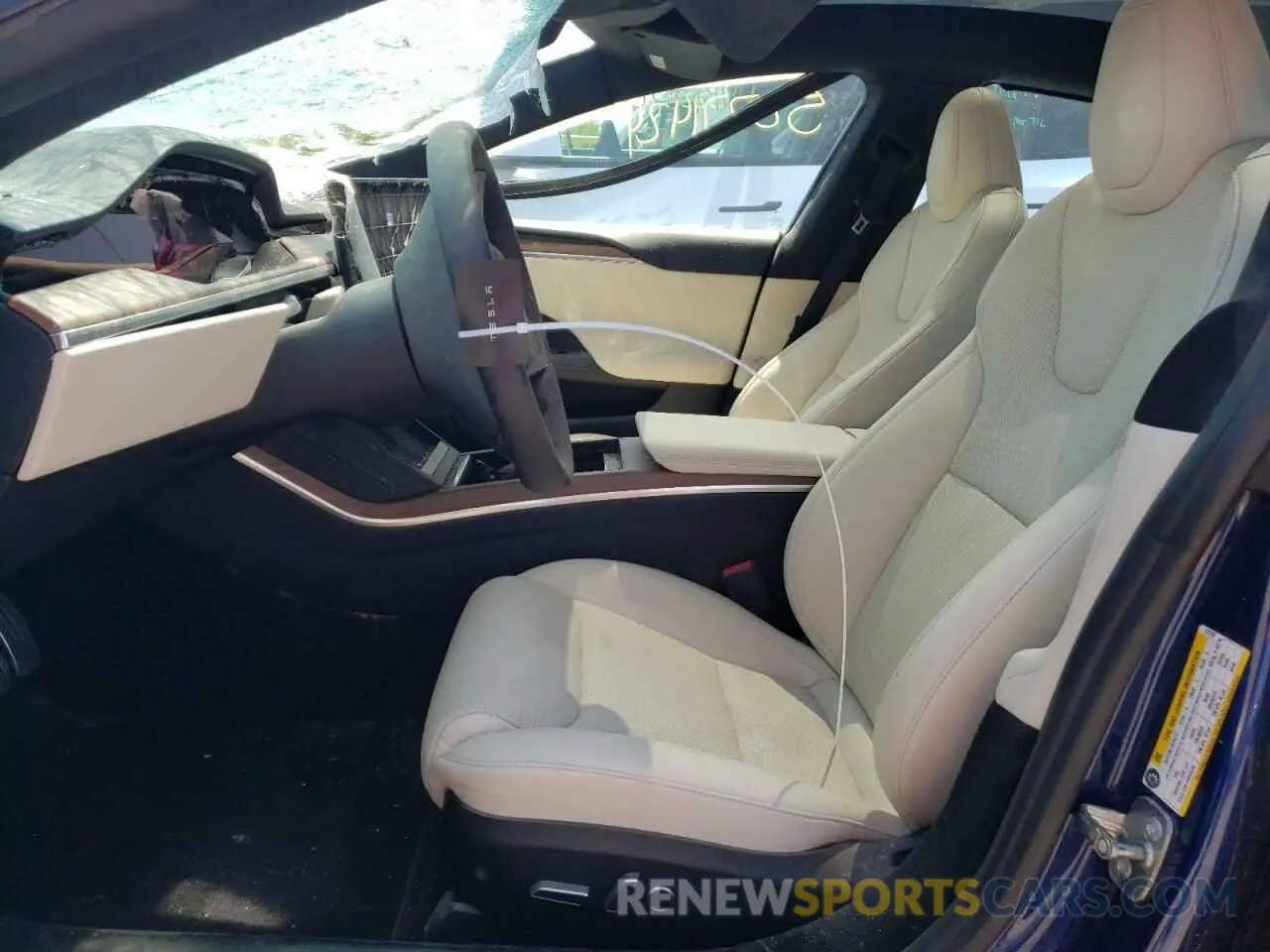 7 fotografías del automóvil dañado 5YJSA1E56PF513152 TESLA MODEL S 2023