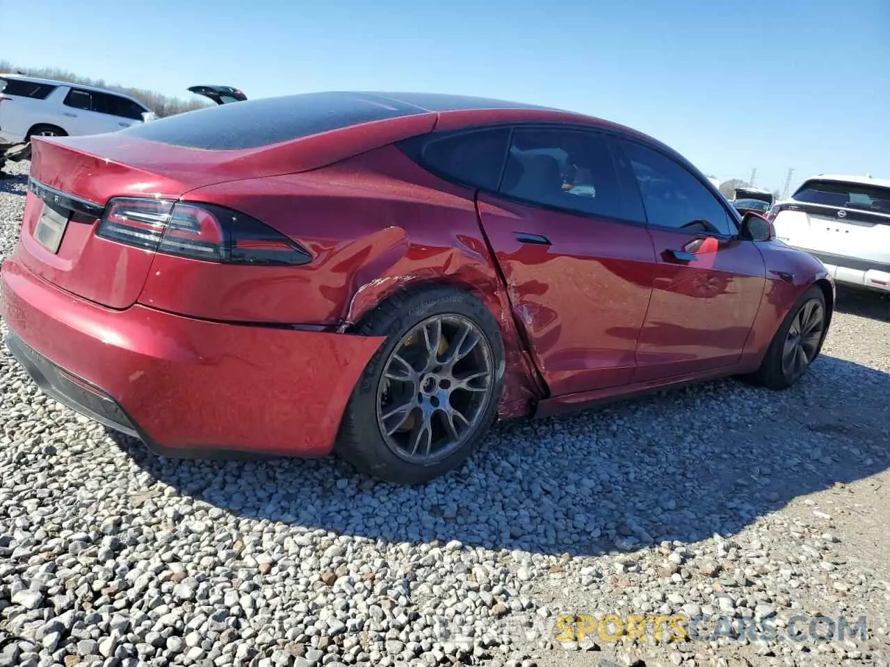 3 fotografías del automóvil dañado 5YJSA1E56PF520120 TESLA MODEL S 2023
